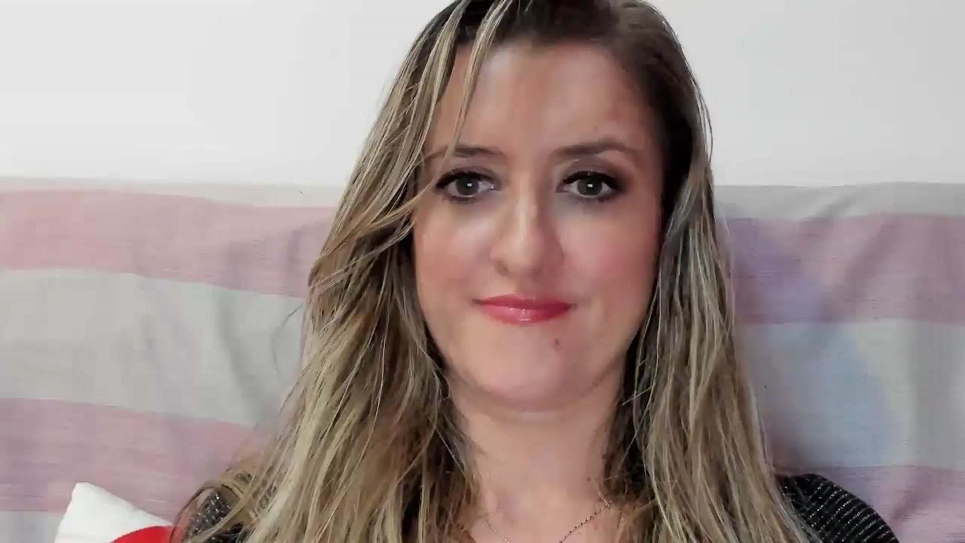 Gallery image thumbnail from BestDream's myfreecams stream on, 11/30/2025, 02:41 image 14 of 20