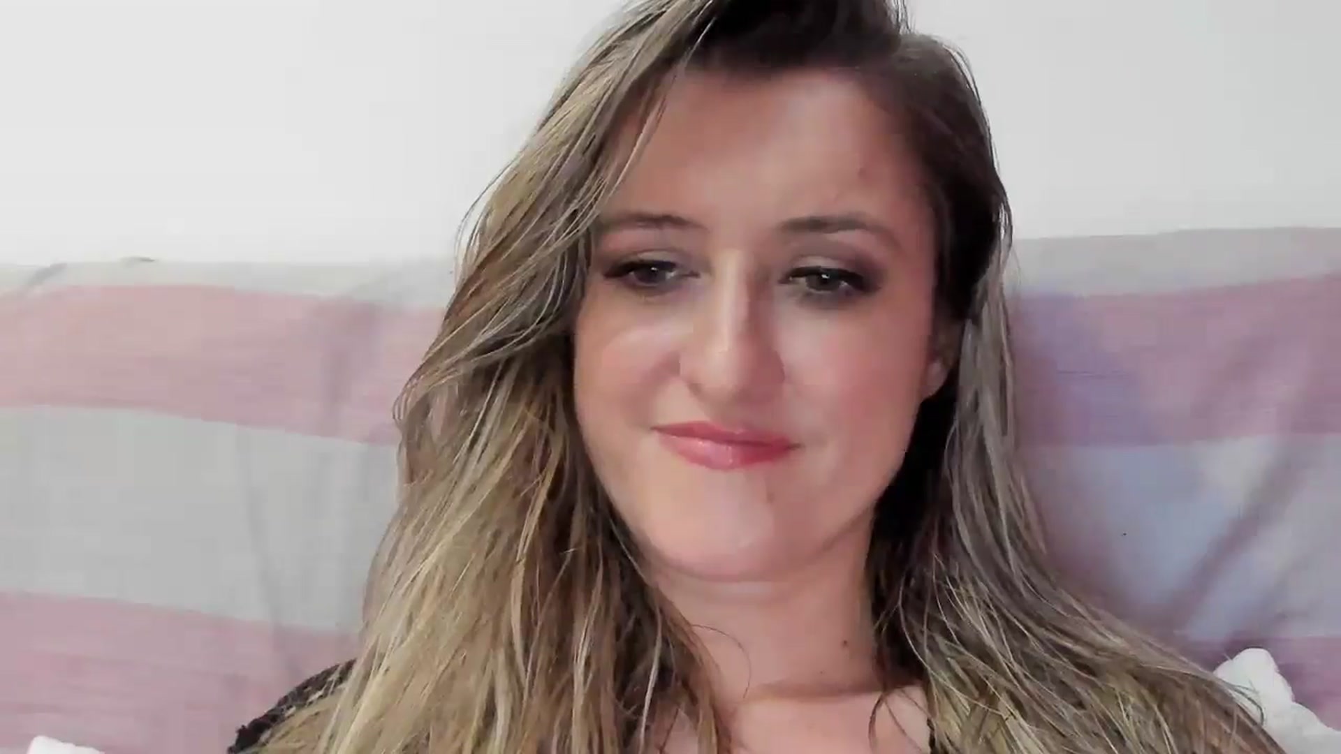 Gallery image thumbnail from BestDream's myfreecams stream on, 11/30/2025, 23:11 image 3 of 20