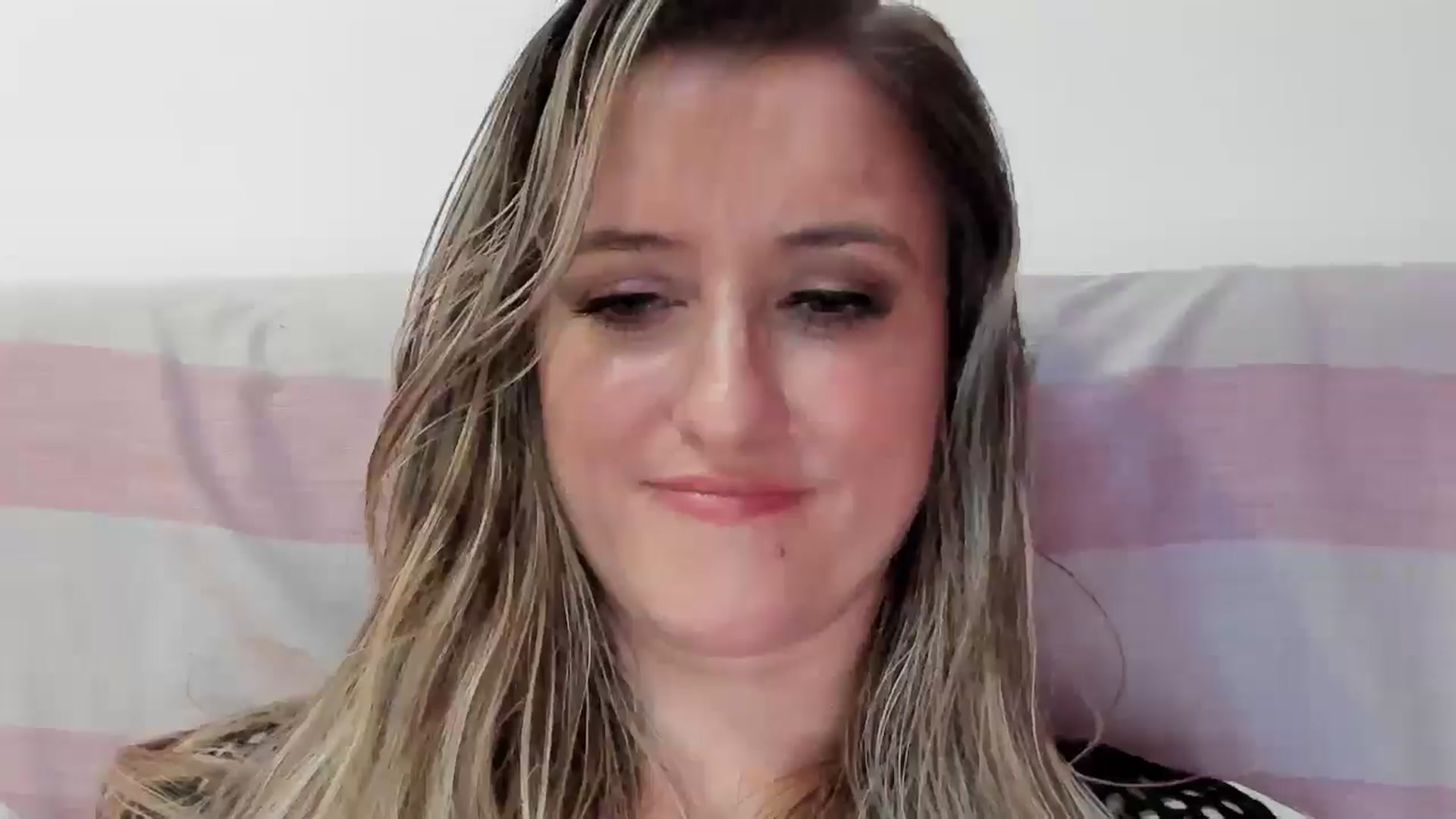 Gallery image thumbnail from BestDream's myfreecams stream on, 12/01/2025, 03:34 image 13 of 20