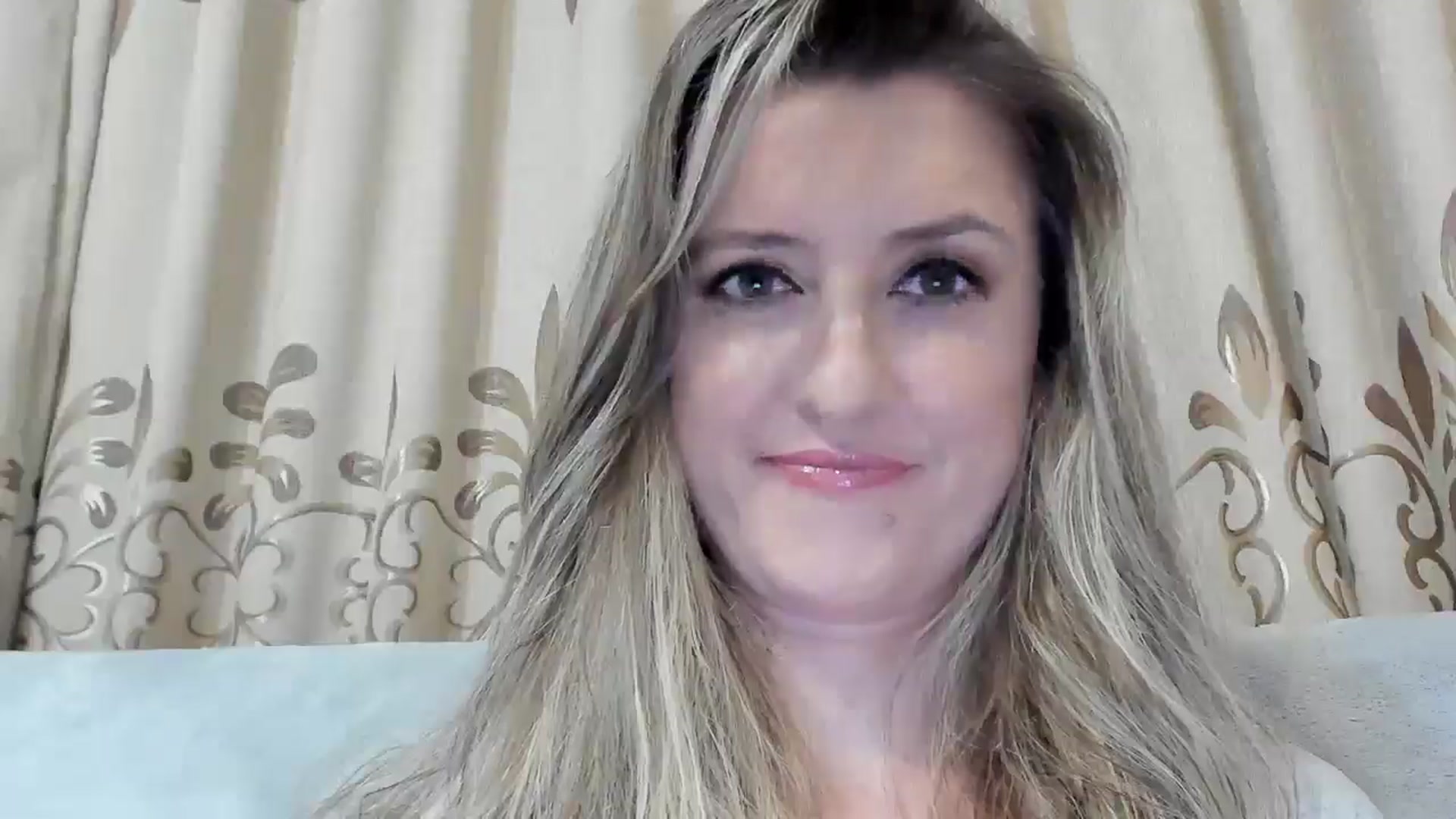 Gallery image thumbnail from BestDream's myfreecams stream on, 12/14/2025, 23:12 image 6 of 20