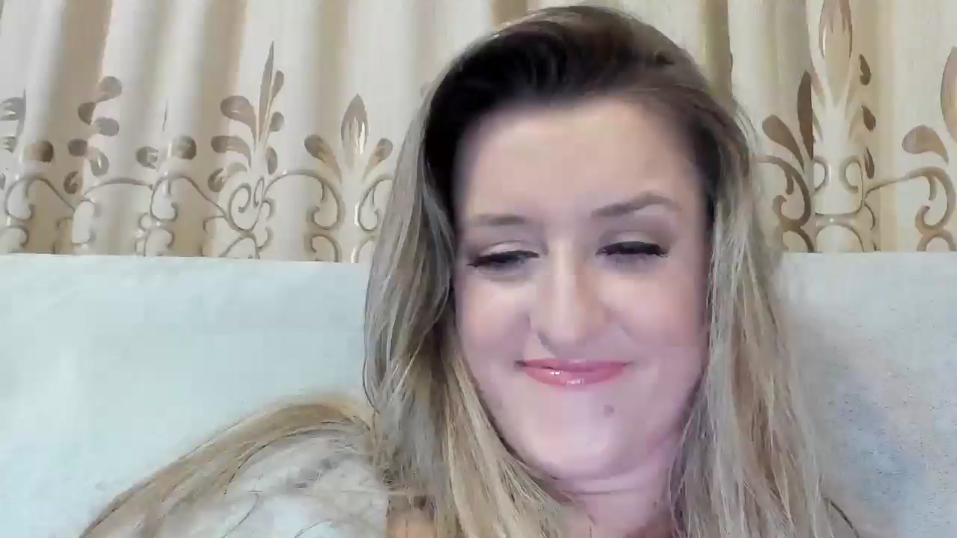 Gallery image thumbnail from BestDream's myfreecams stream on, 12/14/2025, 23:12 image 20 of 20