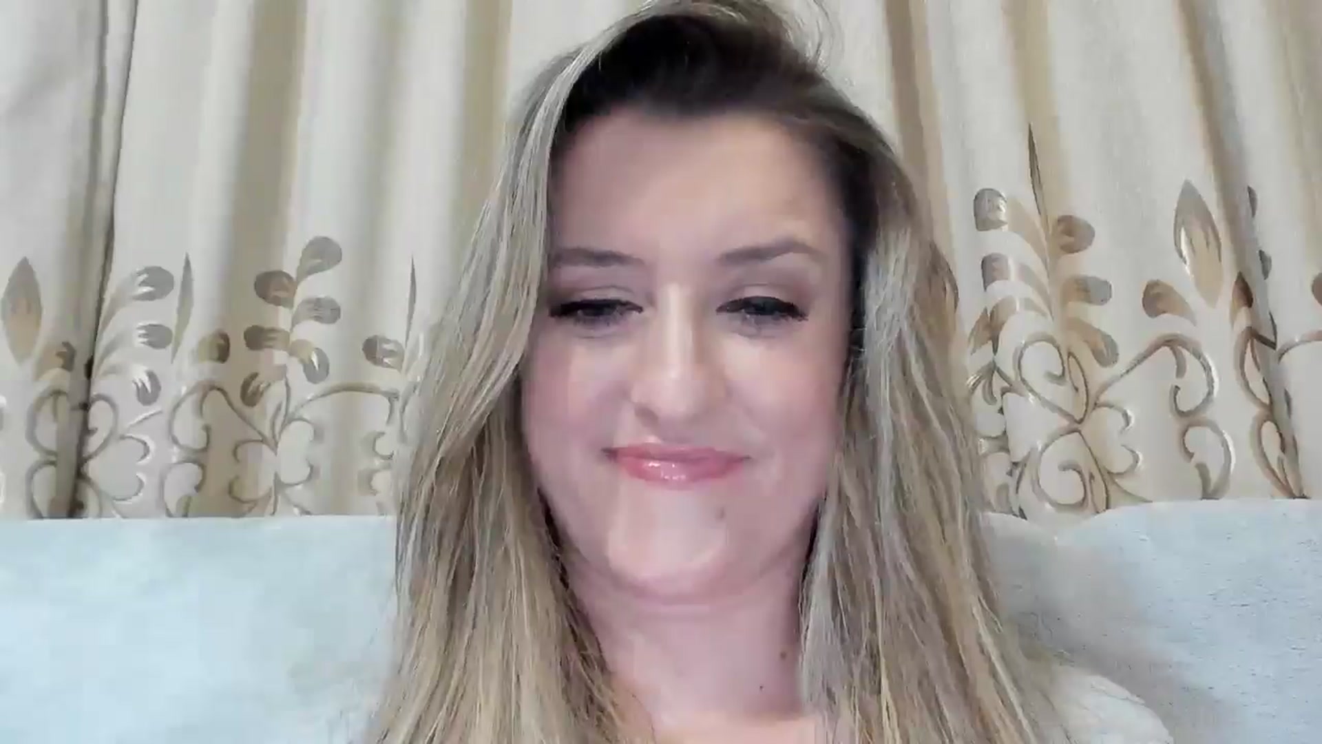 Gallery image thumbnail from BestDream's myfreecams stream on, 12/15/2025, 01:58 image 14 of 20