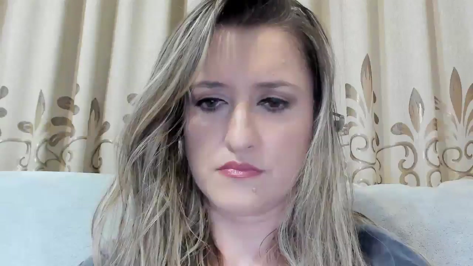 Gallery image thumbnail from BestDream's myfreecams stream on, 12/18/2025, 21:57 image 7 of 20