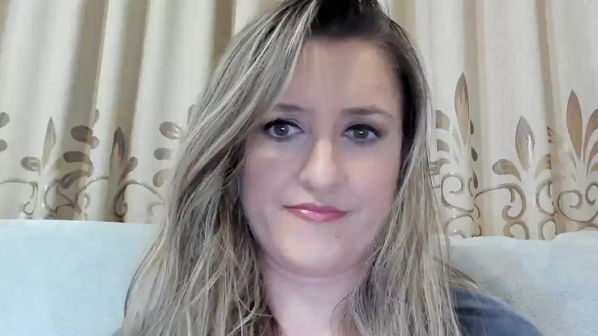 Gallery image thumbnail from BestDream's myfreecams stream on, 12/18/2025, 21:57 image 18 of 20