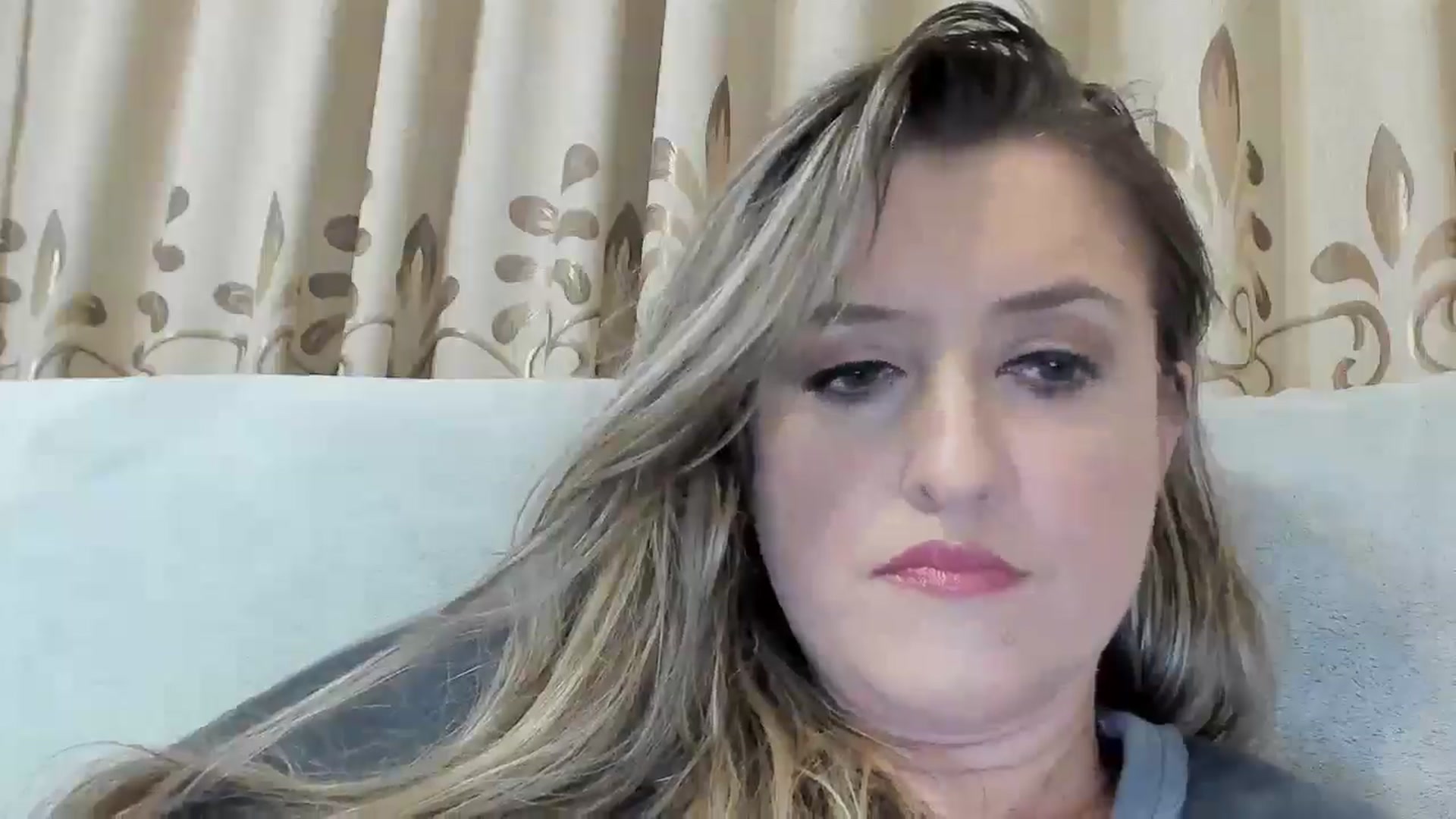 Gallery image thumbnail from BestDream's myfreecams stream on, 12/19/2025, 24:52 image 2 of 20