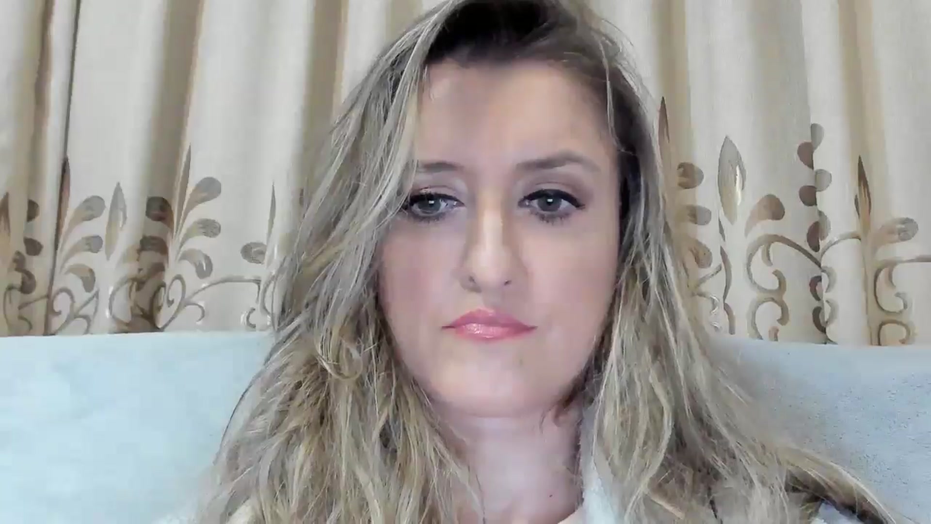 Gallery image thumbnail from BestDream's myfreecams stream on, 12/20/2025, 23:37 image 6 of 20