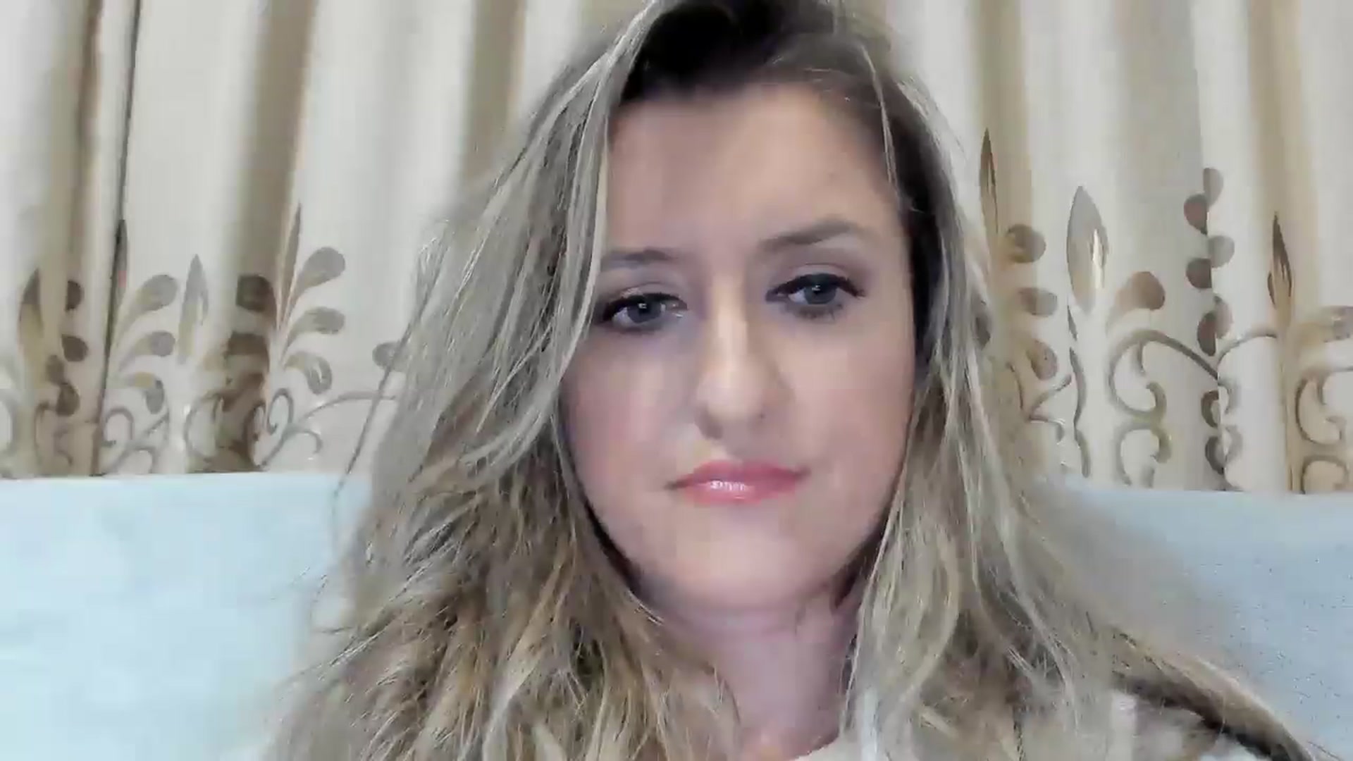 Gallery image thumbnail from BestDream's myfreecams stream on, 12/20/2025, 23:37 image 8 of 20