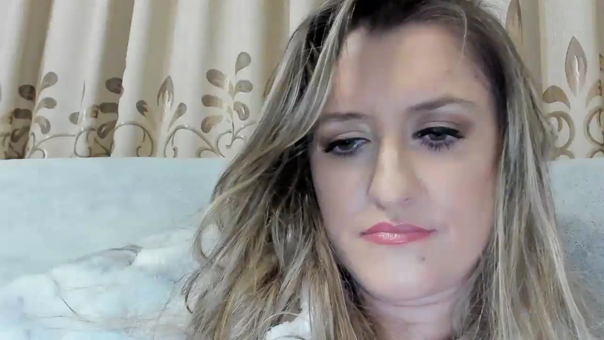 Gallery image thumbnail from BestDream's myfreecams stream on, 12/21/2025, 24:45 image 6 of 20
