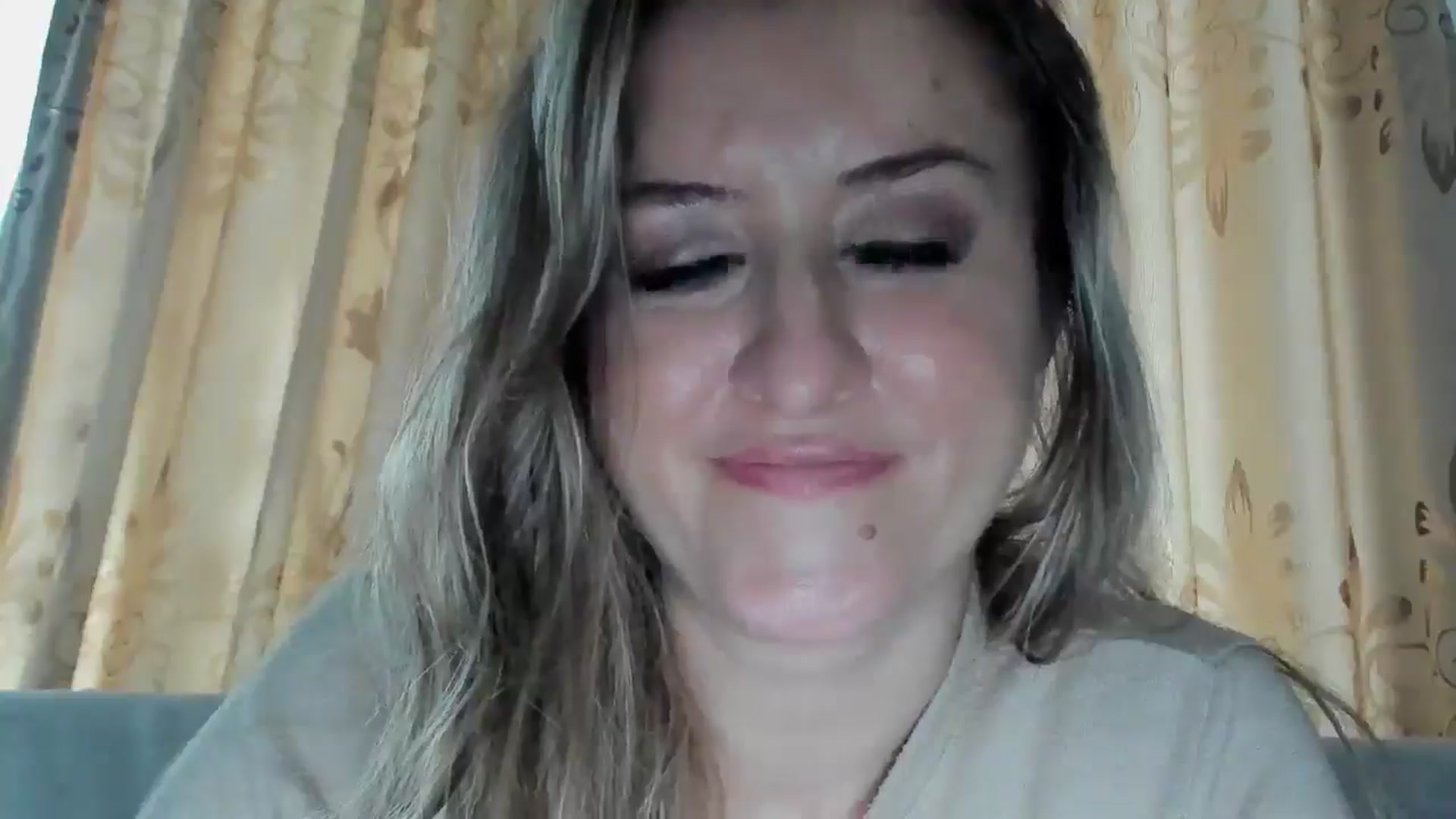 Gallery image thumbnail from BestDream's myfreecams stream on, 12/21/2025, 10:43 image 14 of 20