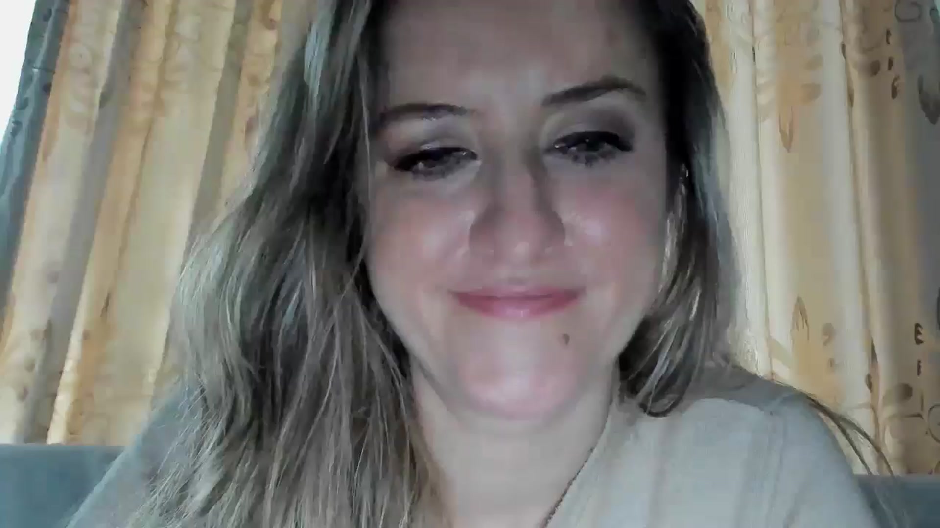 Gallery image thumbnail from BestDream's myfreecams stream on, 12/21/2025, 10:43 image 5 of 20