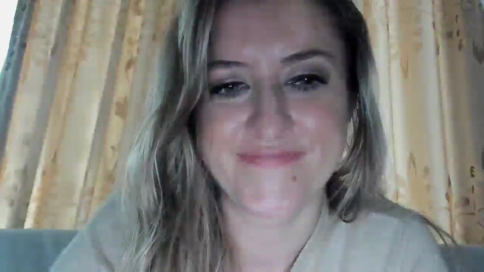 Gallery image thumbnail from BestDream's myfreecams stream on, 12/21/2025, 10:43 image 16 of 20