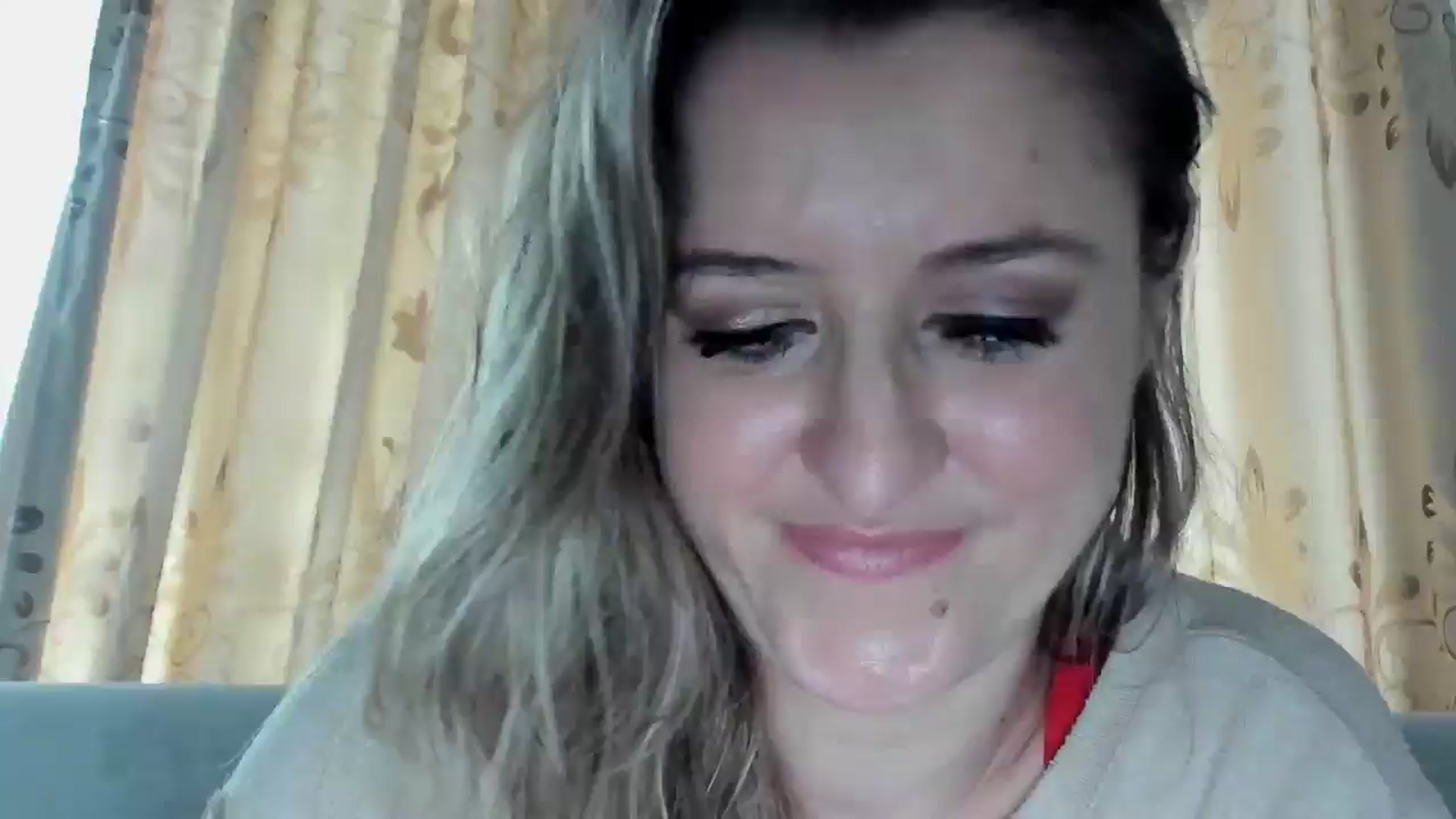 Gallery image thumbnail from BestDream's myfreecams stream on, 12/21/2025, 11:23 image 9 of 20