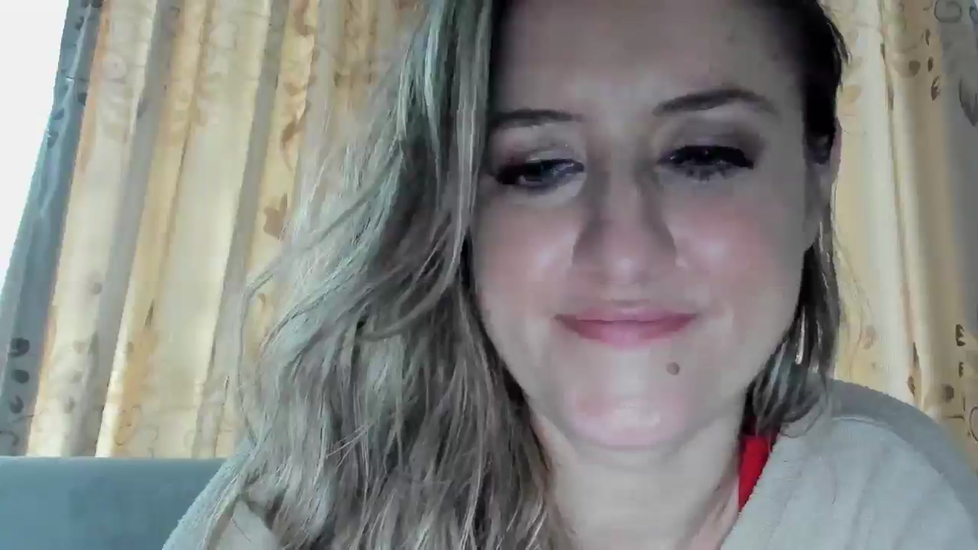 Gallery image thumbnail from BestDream's myfreecams stream on, 12/21/2025, 11:23 image 2 of 20