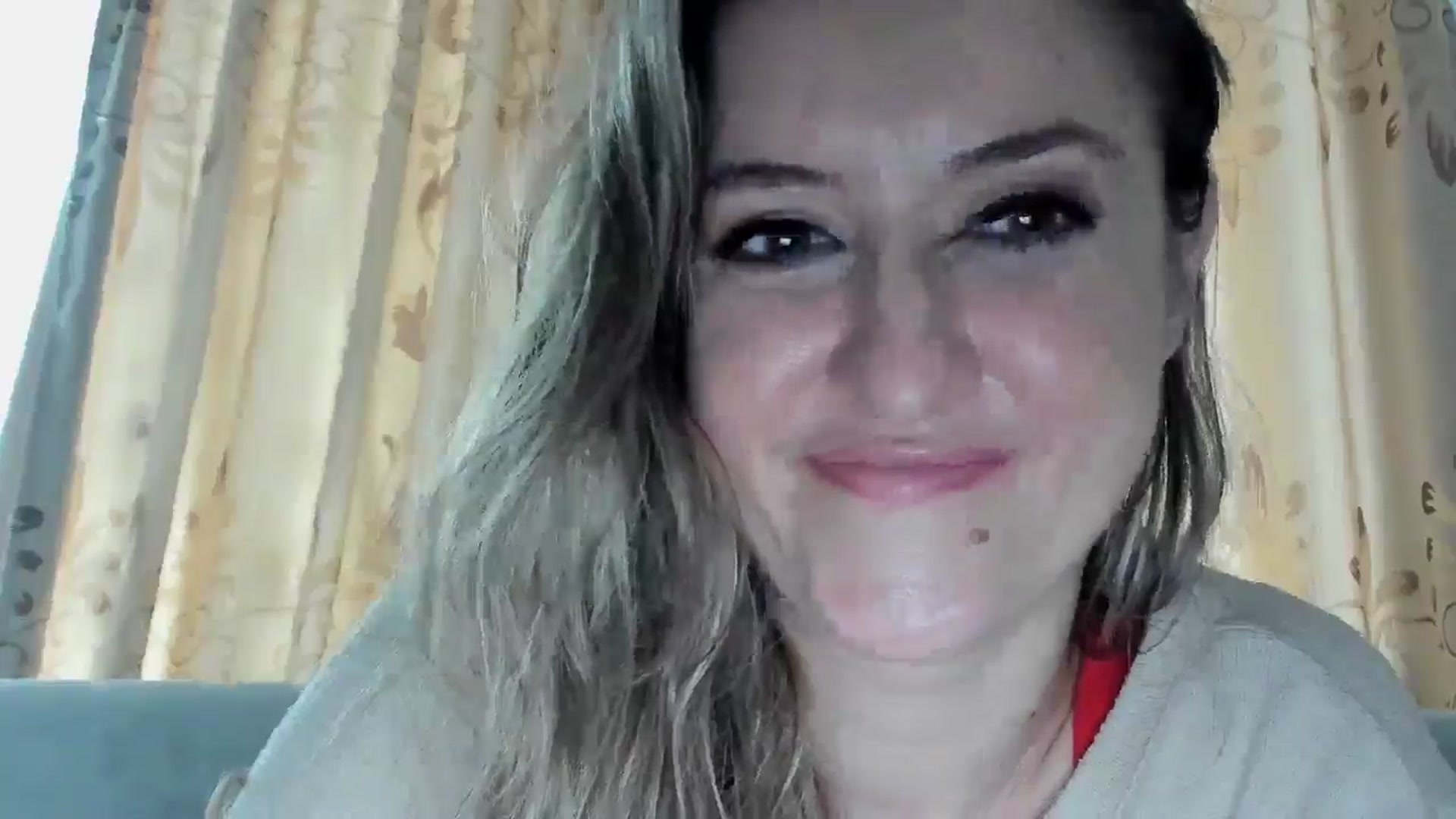 Gallery image thumbnail from BestDream's myfreecams stream on, 12/21/2025, 11:23 image 7 of 20