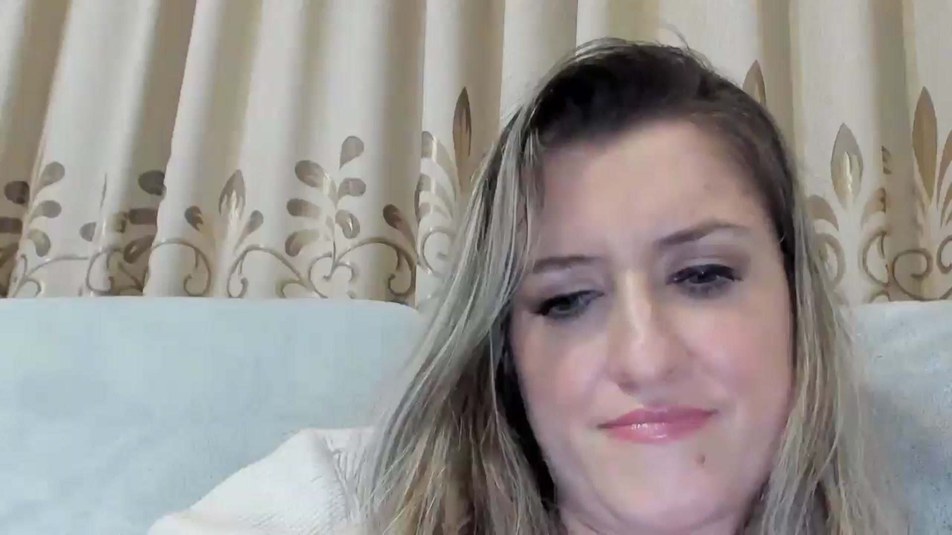 Gallery image thumbnail from BestDream's myfreecams stream on, 12/21/2025, 23:12 image 13 of 20