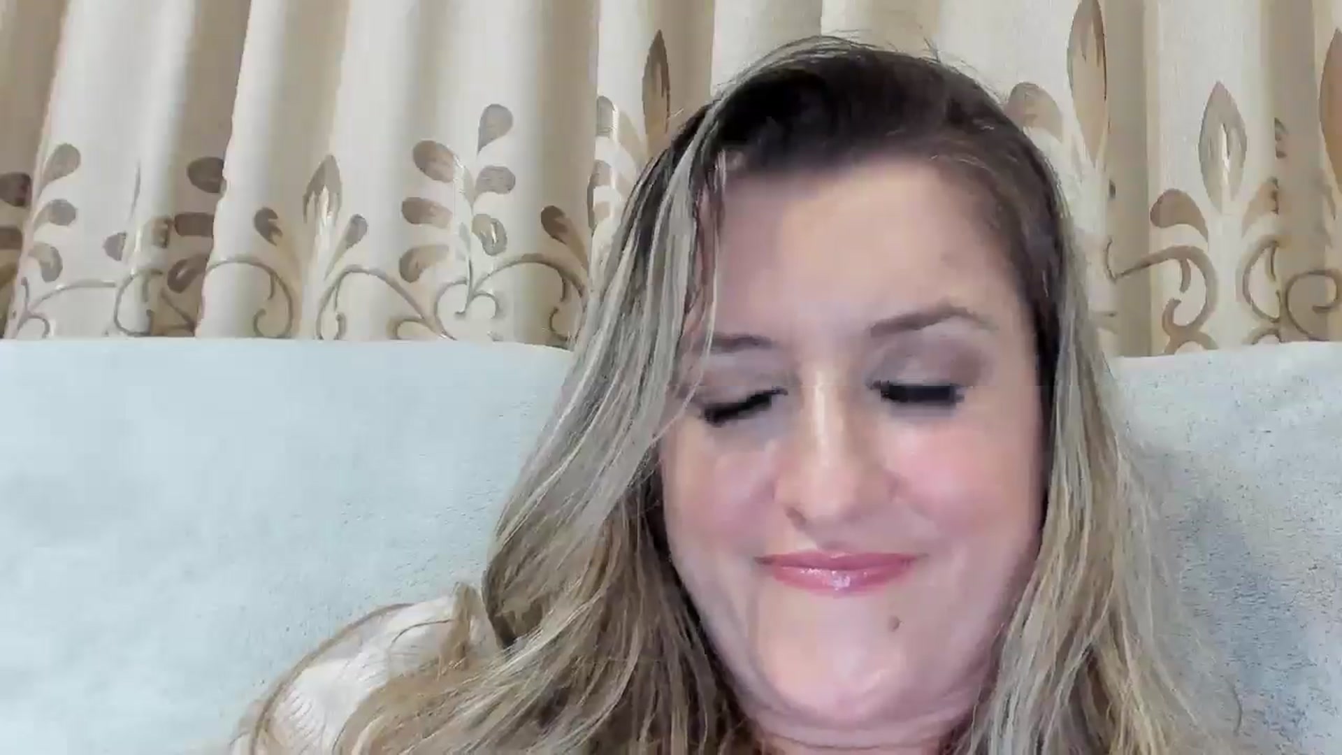 Gallery image thumbnail from BestDream's myfreecams stream on, 12/21/2025, 23:37 image 5 of 20