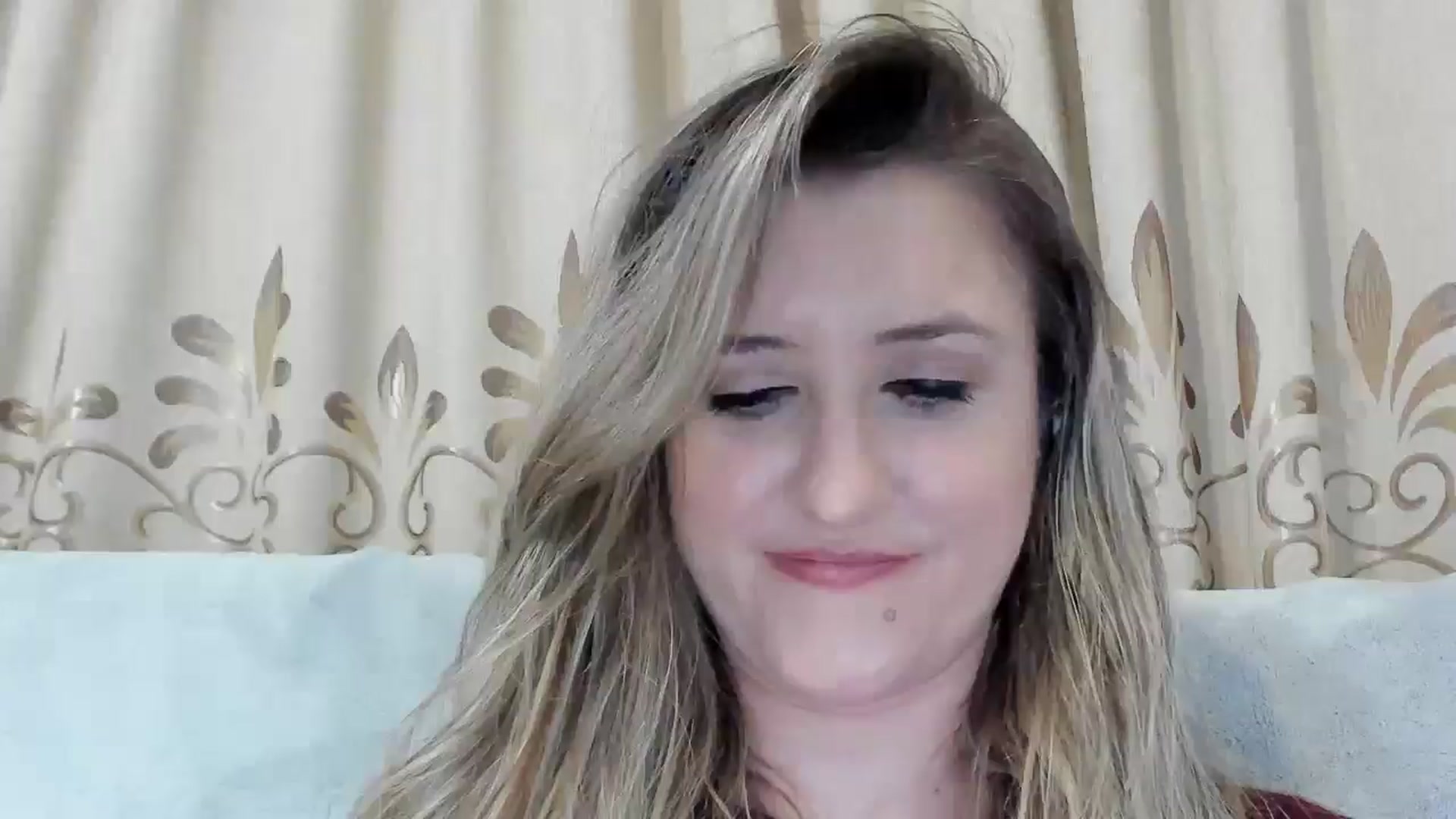 Gallery image thumbnail from BestDream's myfreecams stream on, 12/27/2025, 23:50 image 5 of 20