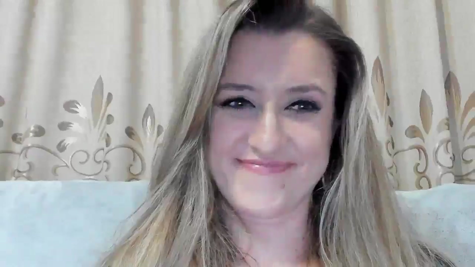 Gallery image thumbnail from BestDream's myfreecams stream on, 12/28/2025, 22:40 image 7 of 20