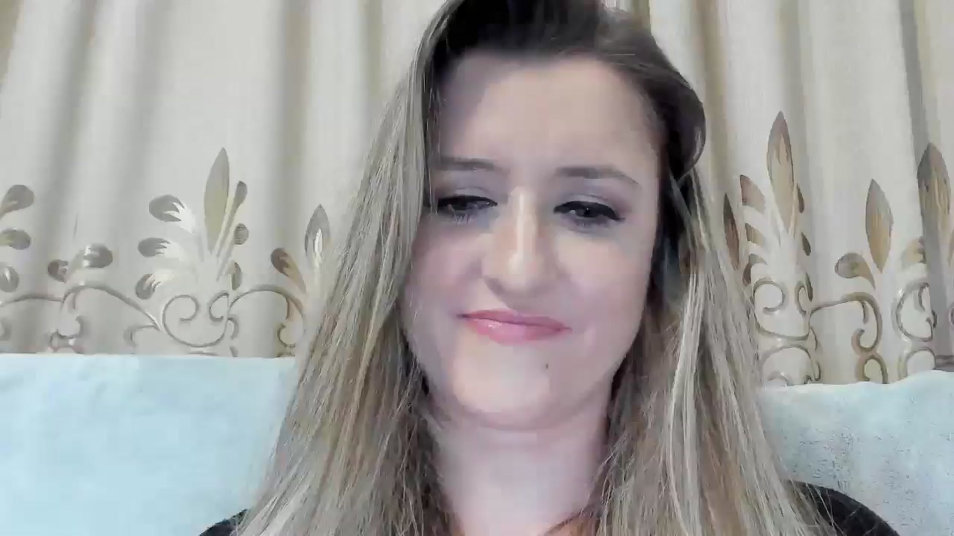 Gallery image thumbnail from BestDream's myfreecams stream on, 12/28/2025, 23:35 image 16 of 20