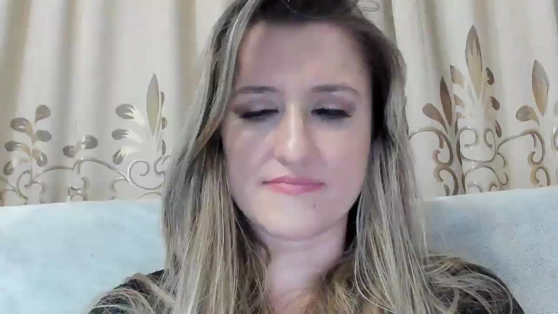 Gallery image thumbnail from BestDream's myfreecams stream on, 12/29/2025, 02:32 image 16 of 20