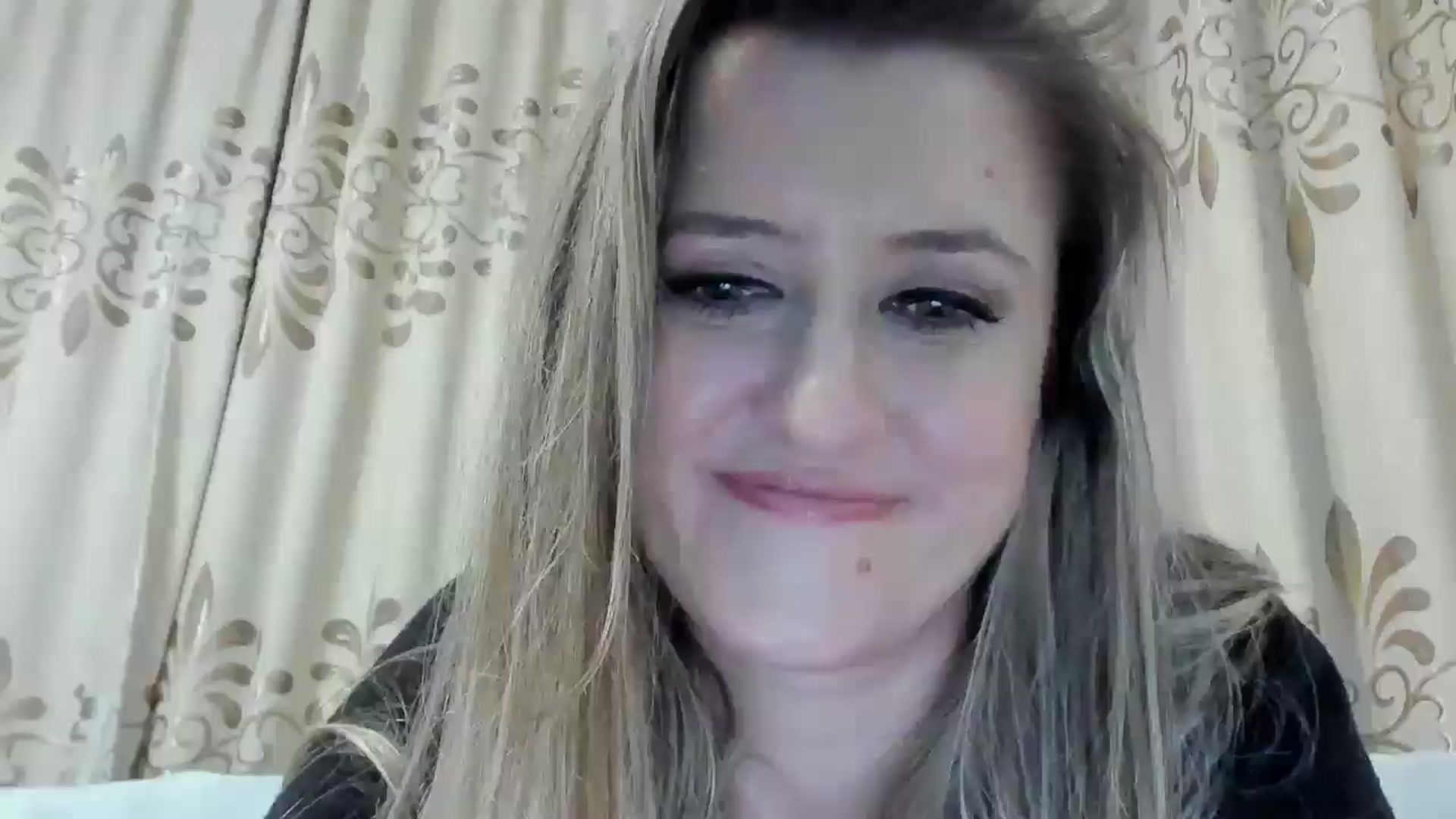 Gallery image thumbnail from BestDream's myfreecams stream on, 12/29/2025, 02:32 image 1 of 20