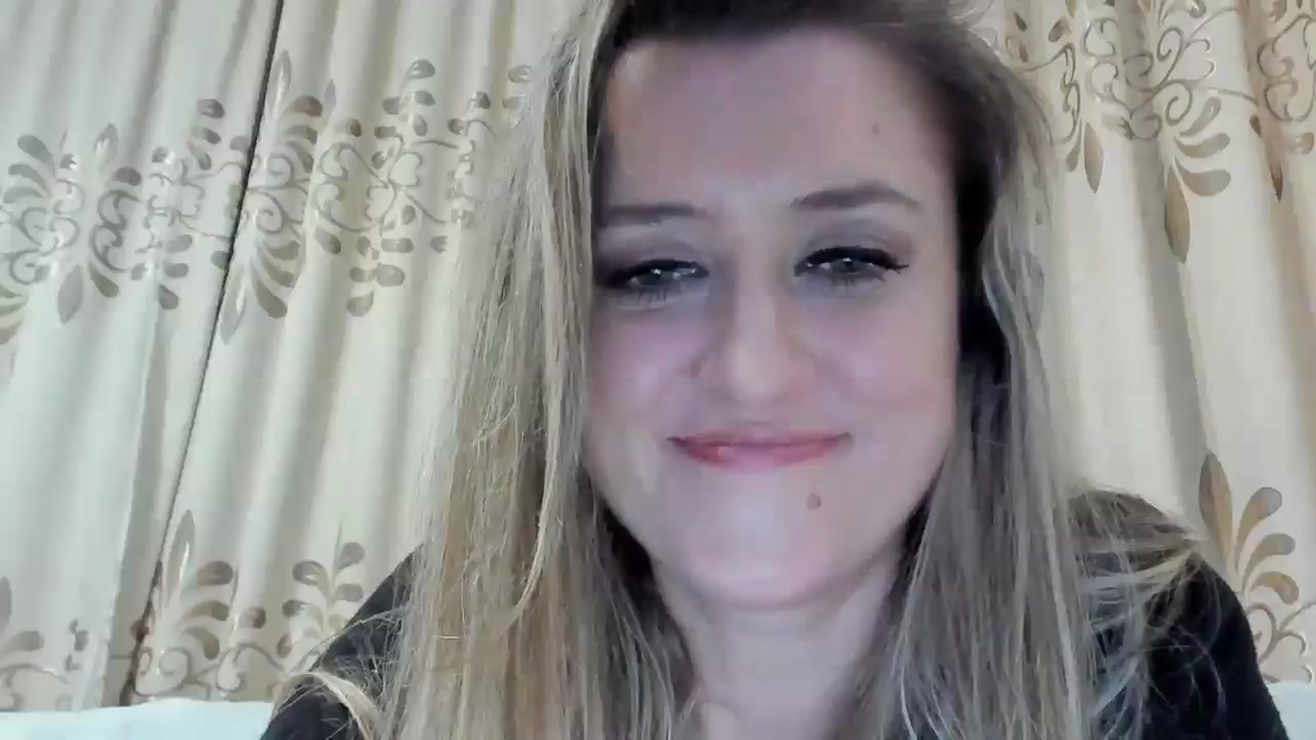 Gallery image thumbnail from BestDream's myfreecams stream on, 12/29/2025, 02:32 image 8 of 20