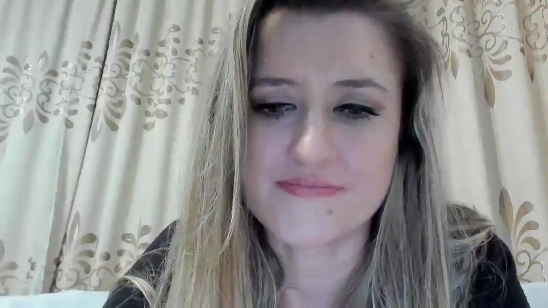 Gallery image thumbnail from BestDream's myfreecams stream on, 12/29/2025, 02:32 image 5 of 20