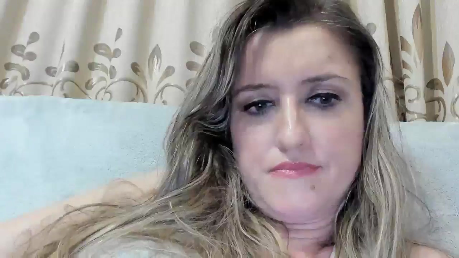 Gallery image thumbnail from BestDream's myfreecams stream on, 12/31/2025, 24:03 image 20 of 20