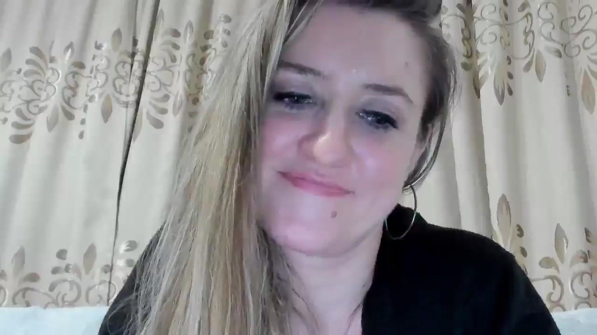 Gallery image thumbnail from BestDream's myfreecams stream on, 01/02/2026, 04:23 image 11 of 20