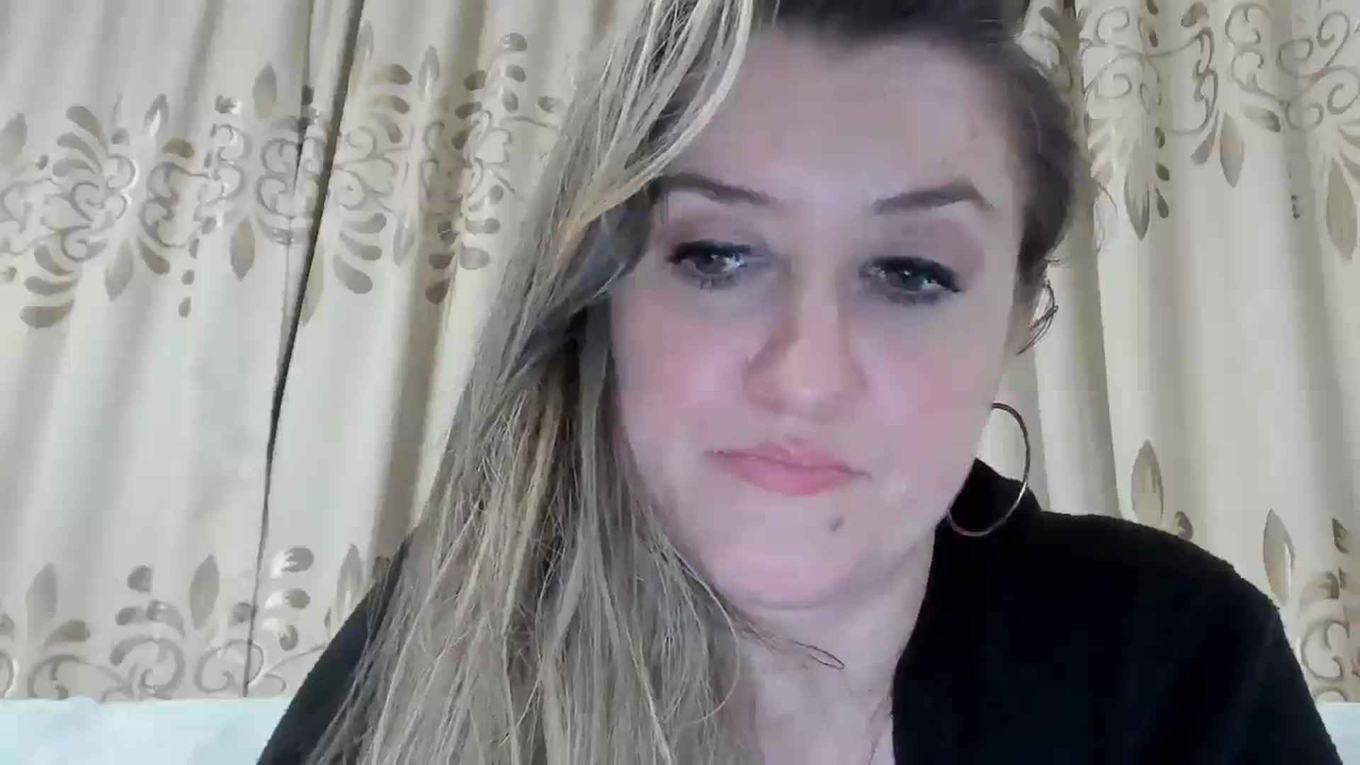 Gallery image thumbnail from BestDream's myfreecams stream on, 01/02/2026, 04:23 image 3 of 20