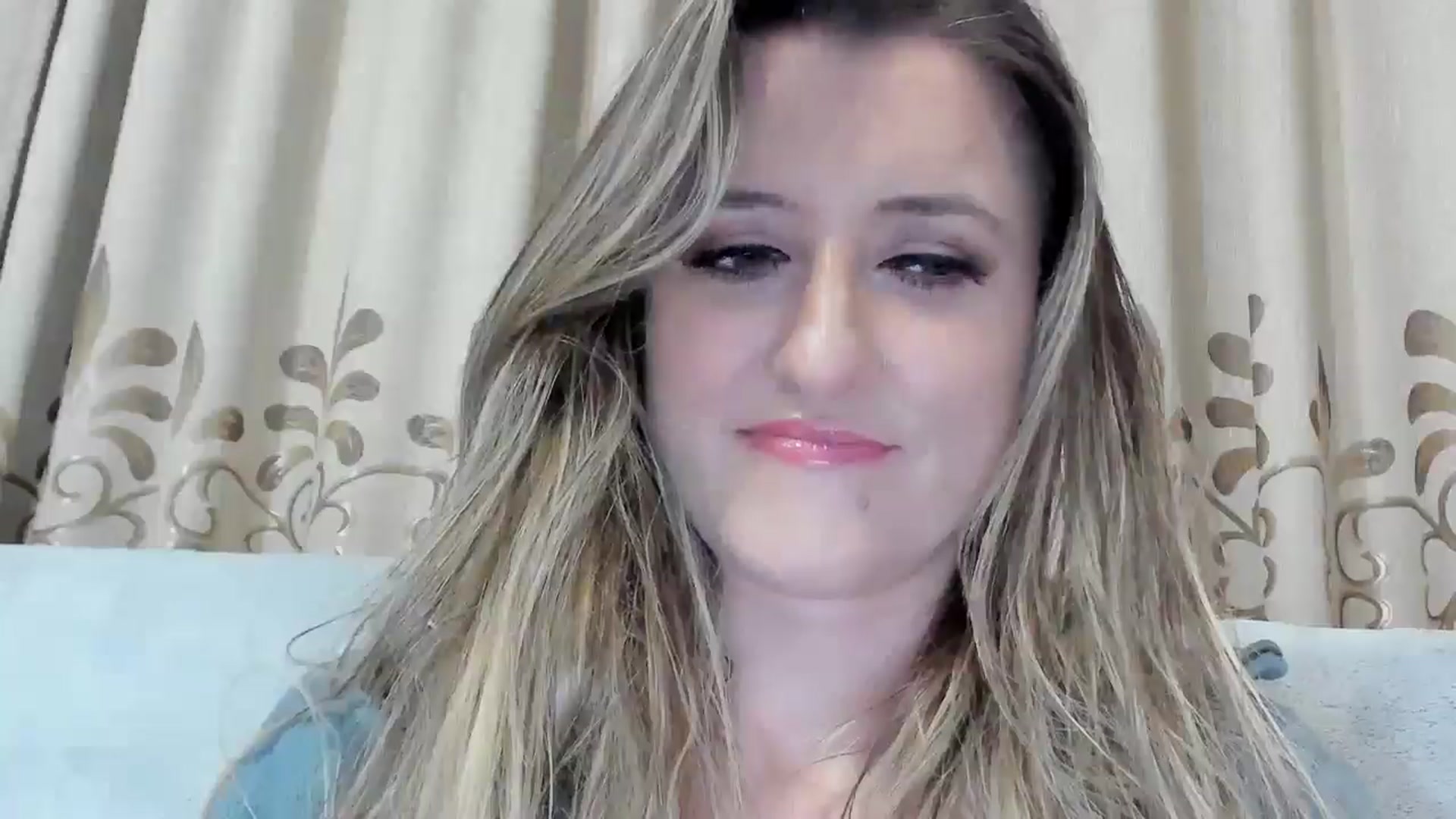 Gallery image thumbnail from BestDream's myfreecams stream on, 01/02/2026, 23:21 image 13 of 20