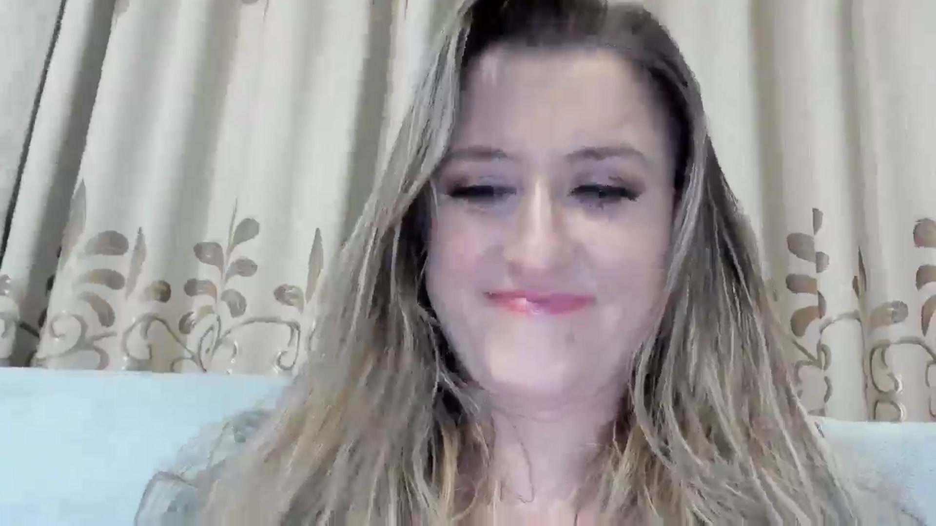 Gallery image thumbnail from BestDream's myfreecams stream on, 01/02/2026, 23:21 image 8 of 20