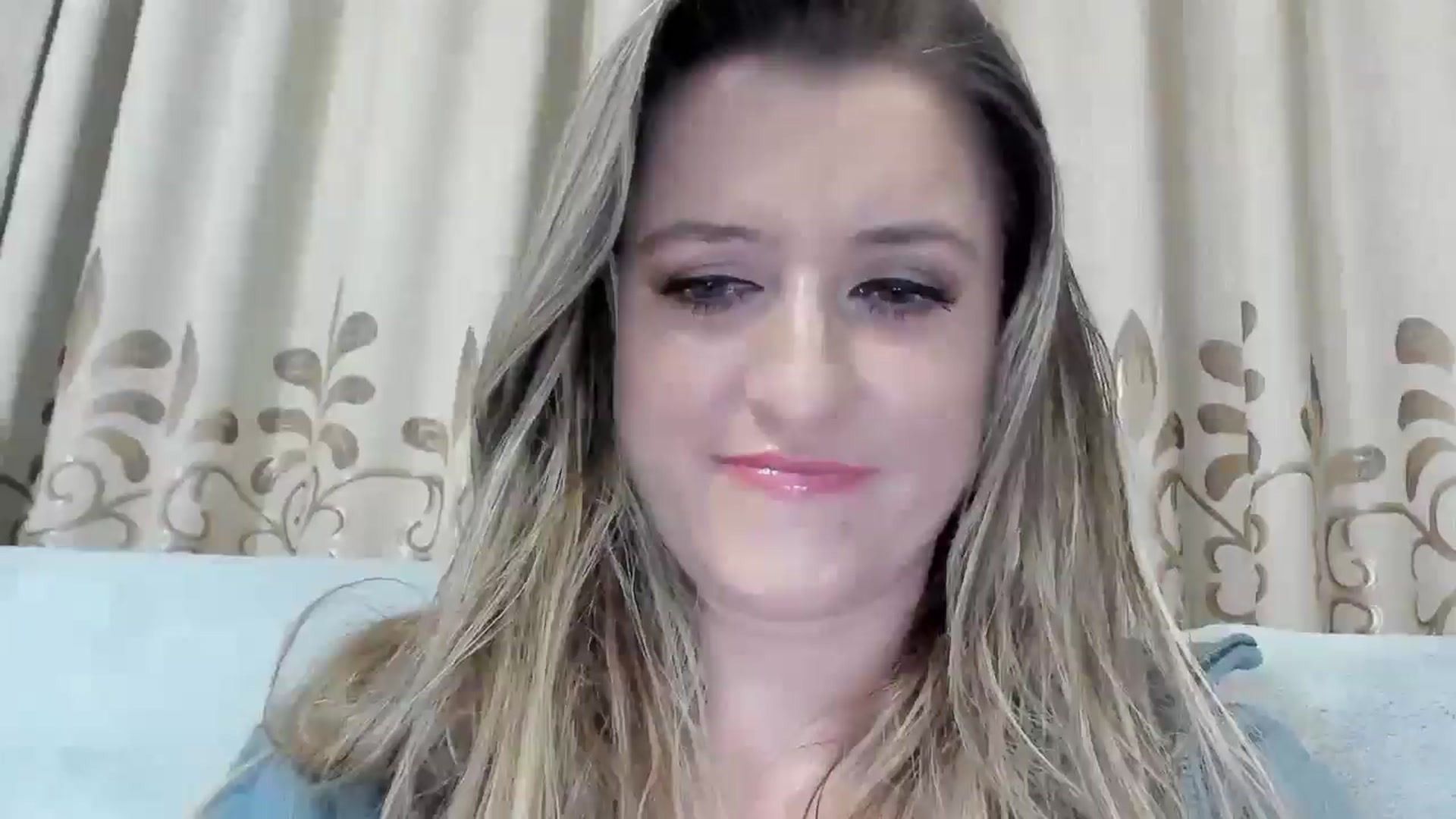 Gallery image thumbnail from BestDream's myfreecams stream on, 01/02/2026, 23:21 image 20 of 20