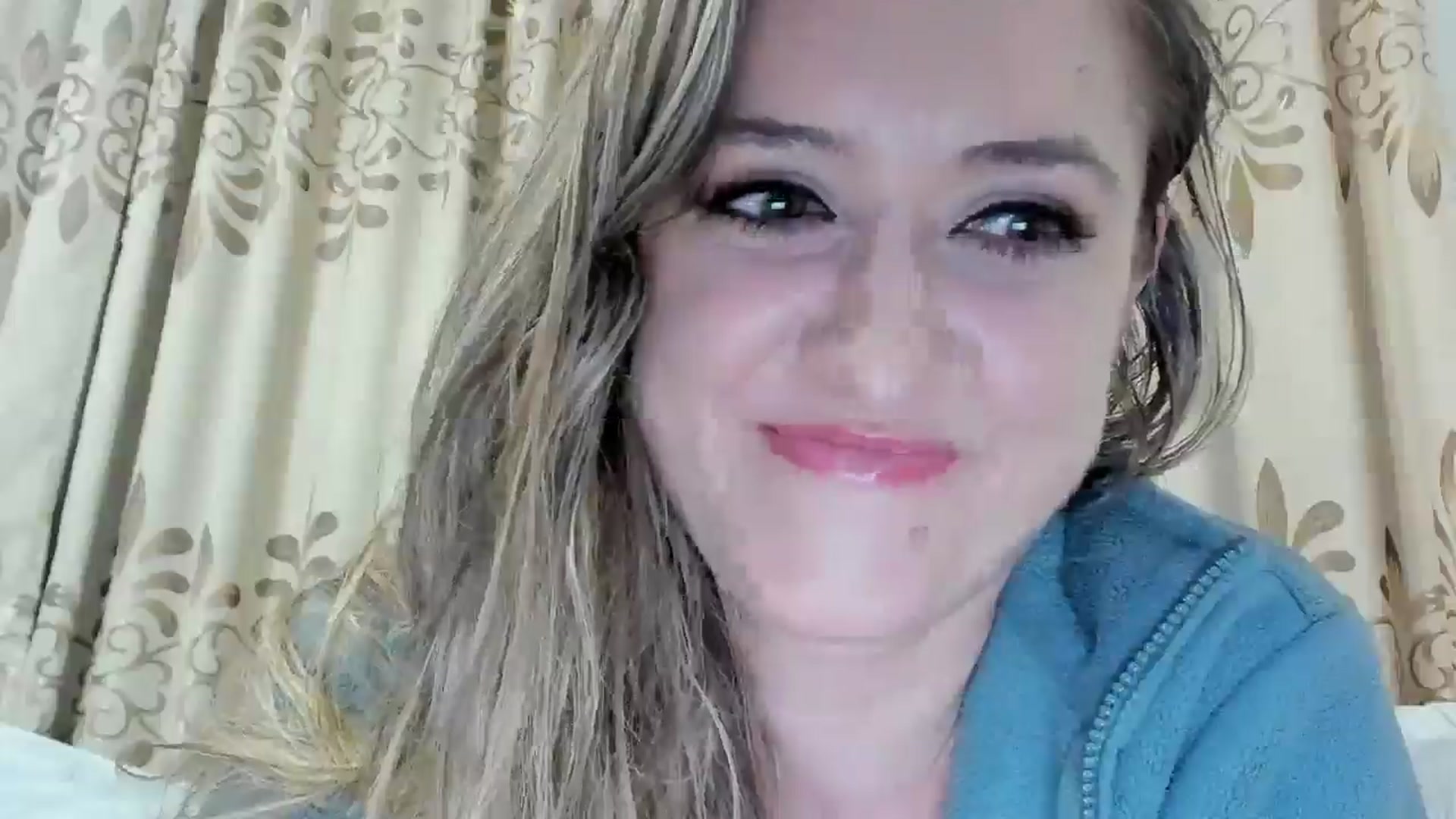 Gallery image thumbnail from BestDream's myfreecams stream on, 01/03/2026, 24:45 image 13 of 20