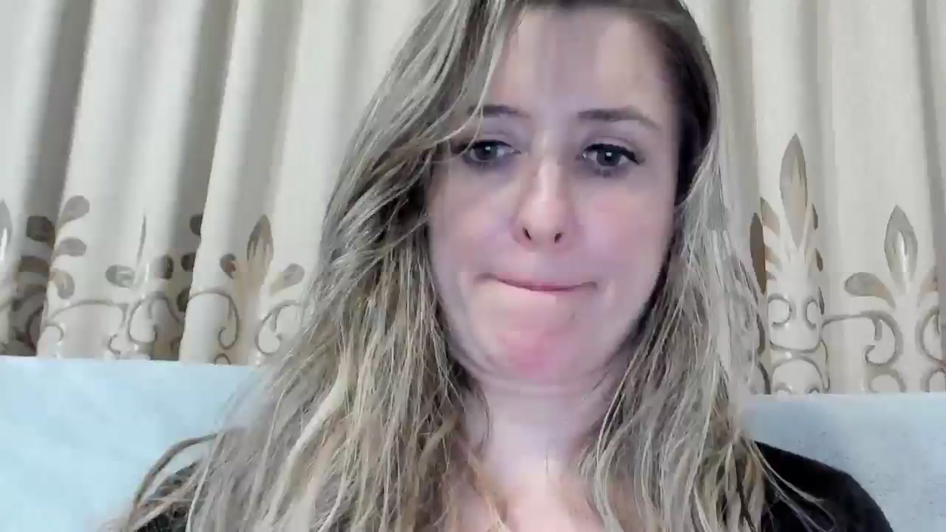 Gallery image thumbnail from BestDream's myfreecams stream on, 01/03/2026, 23:31 image 2 of 20