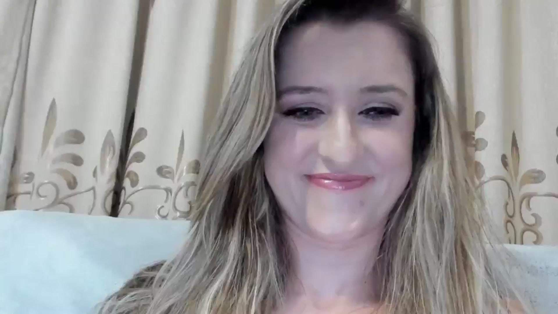 Gallery image thumbnail from BestDream's myfreecams stream on, 01/04/2026, 22:18 image 1 of 20