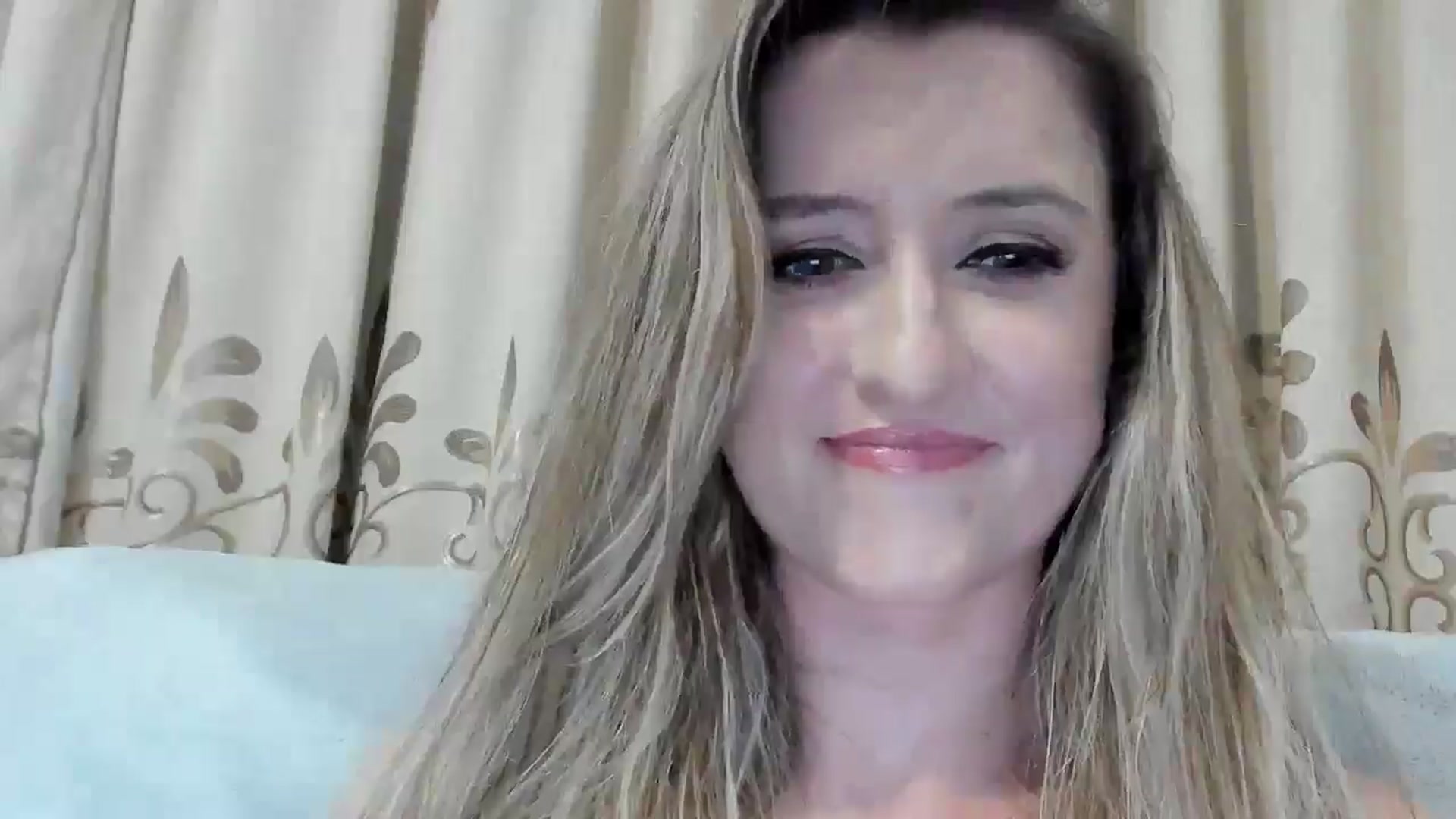 Gallery image thumbnail from BestDream's myfreecams stream on, 01/04/2026, 22:18 image 13 of 20