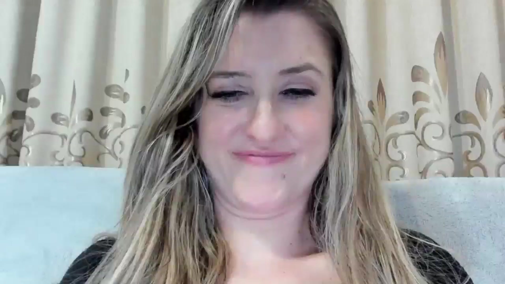 Gallery image thumbnail from BestDream's myfreecams stream on, 01/06/2026, 01:52 image 5 of 20
