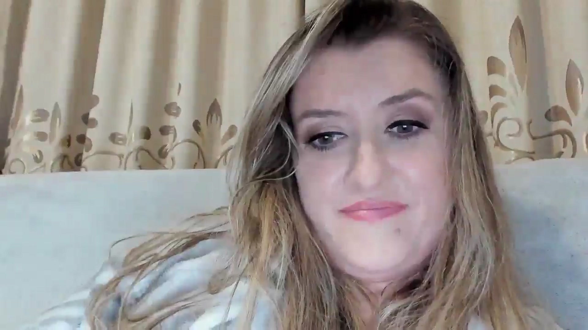 Gallery image thumbnail from BestDream's myfreecams stream on, 01/06/2026, 23:42 image 15 of 20