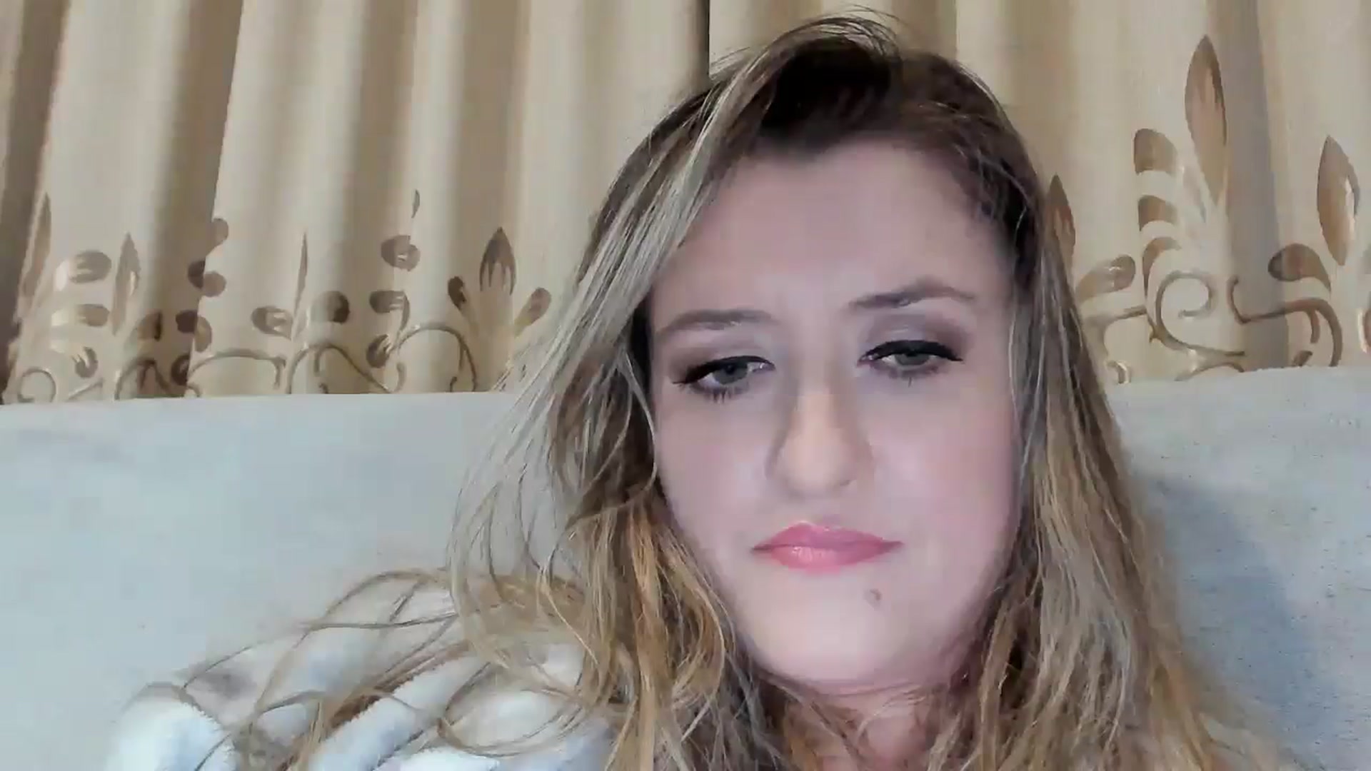 Gallery image thumbnail from BestDream's myfreecams stream on, 01/06/2026, 23:42 image 17 of 20