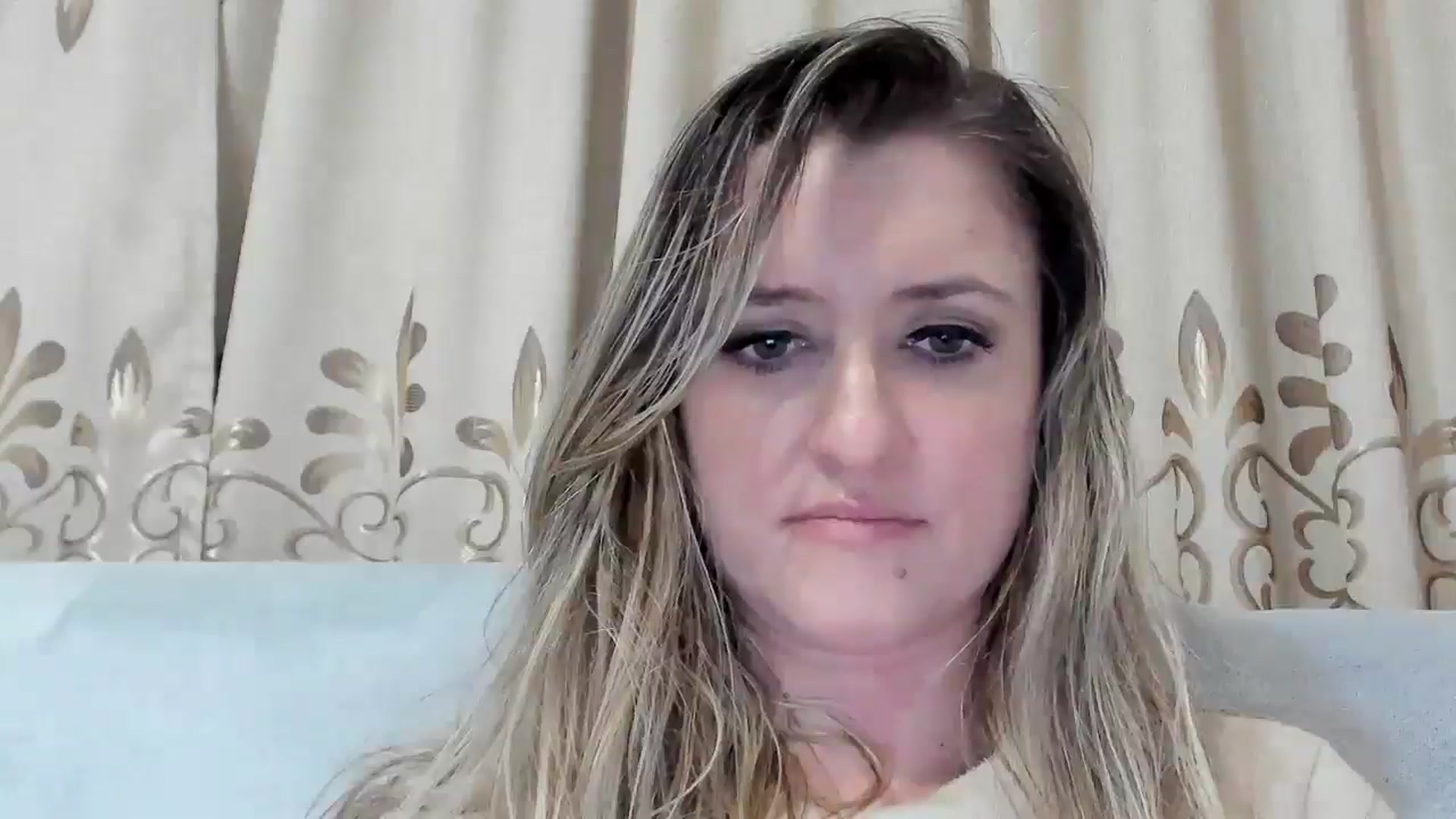 Gallery image thumbnail from BestDream's myfreecams stream on, 01/07/2026, 23:37 image 13 of 20