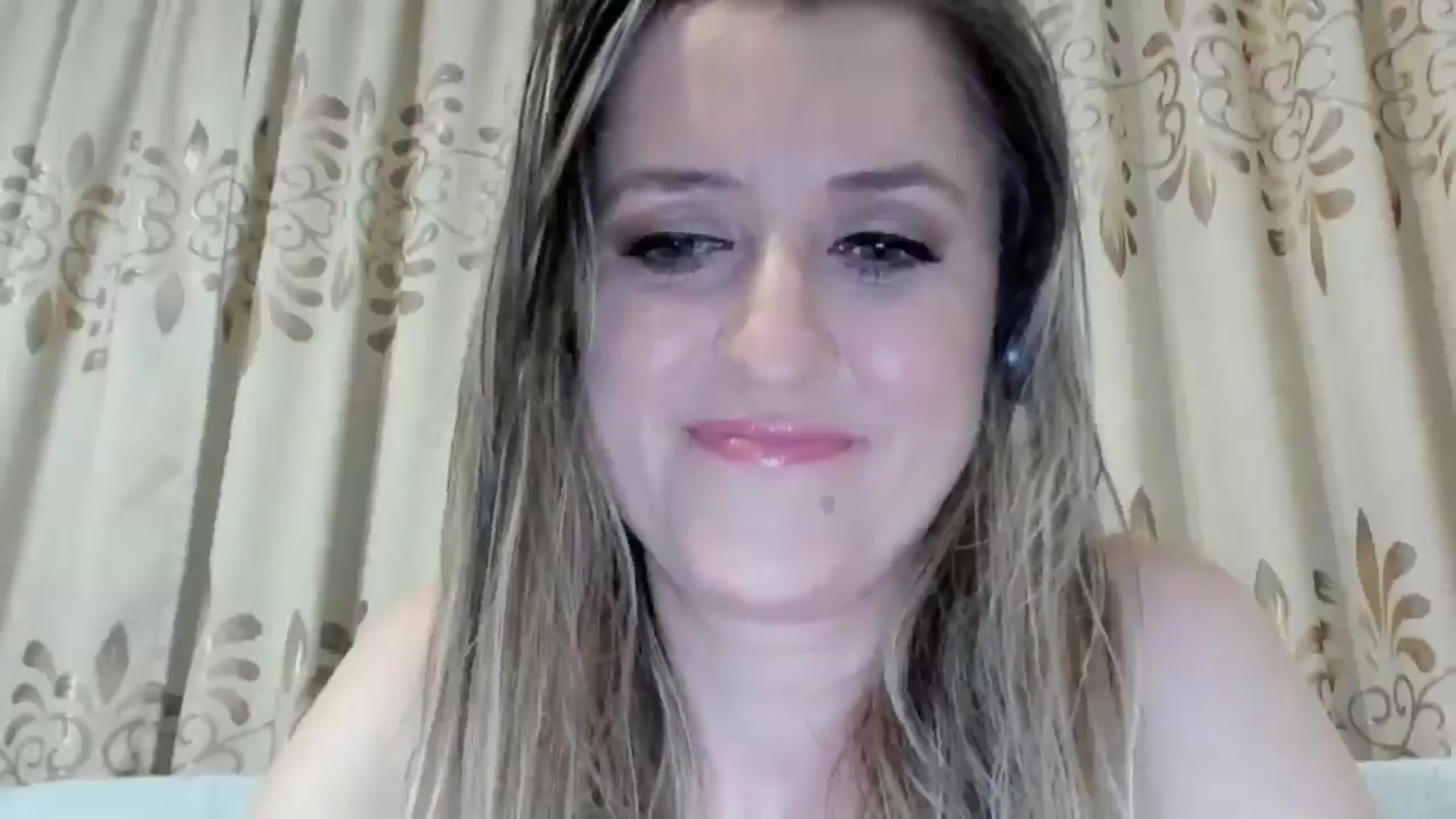 Gallery image thumbnail from BestDream's myfreecams stream on, 01/08/2026, 23:19 image 15 of 20