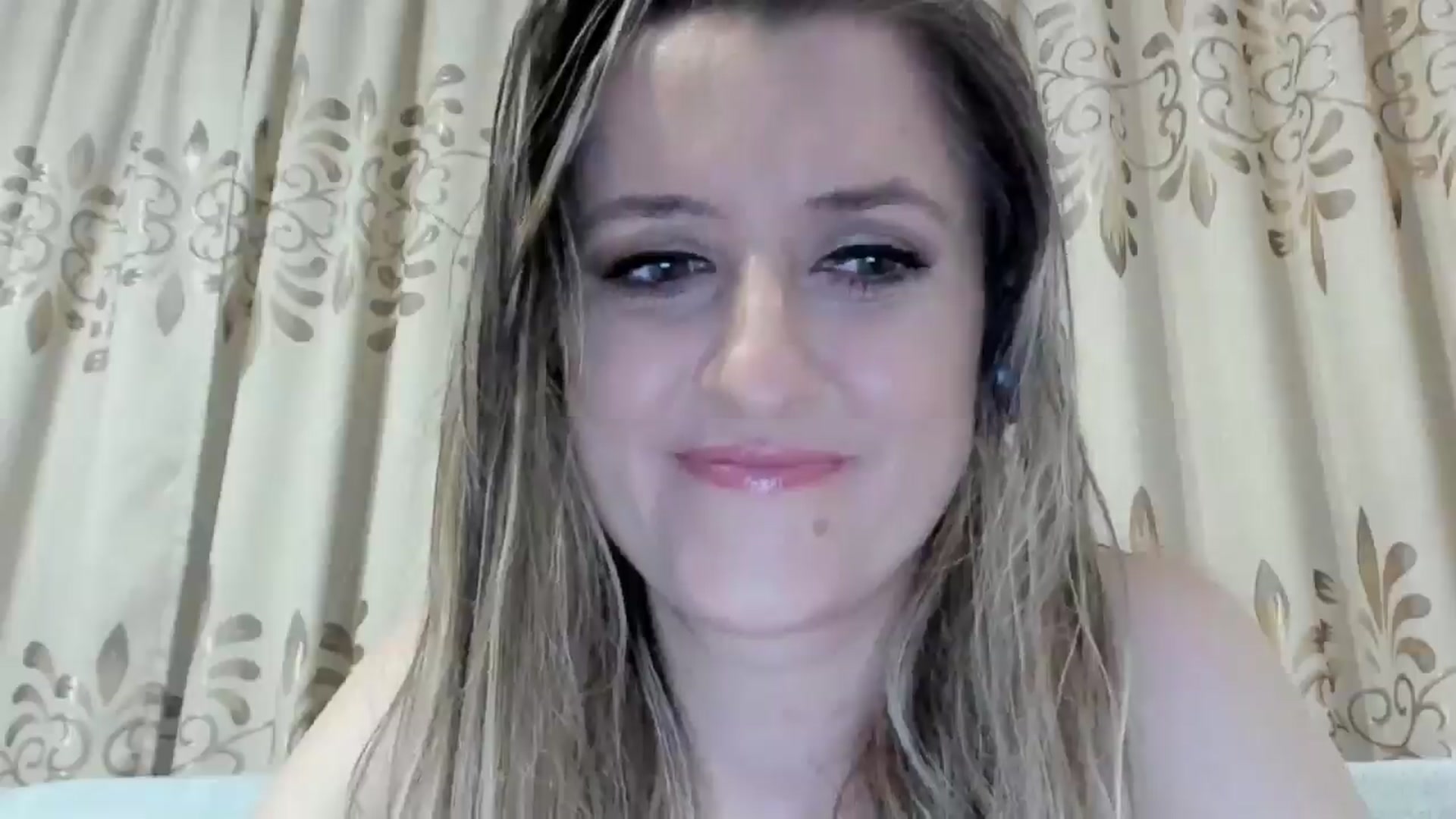 Gallery image thumbnail from BestDream's myfreecams stream on, 01/08/2026, 23:19 image 19 of 20