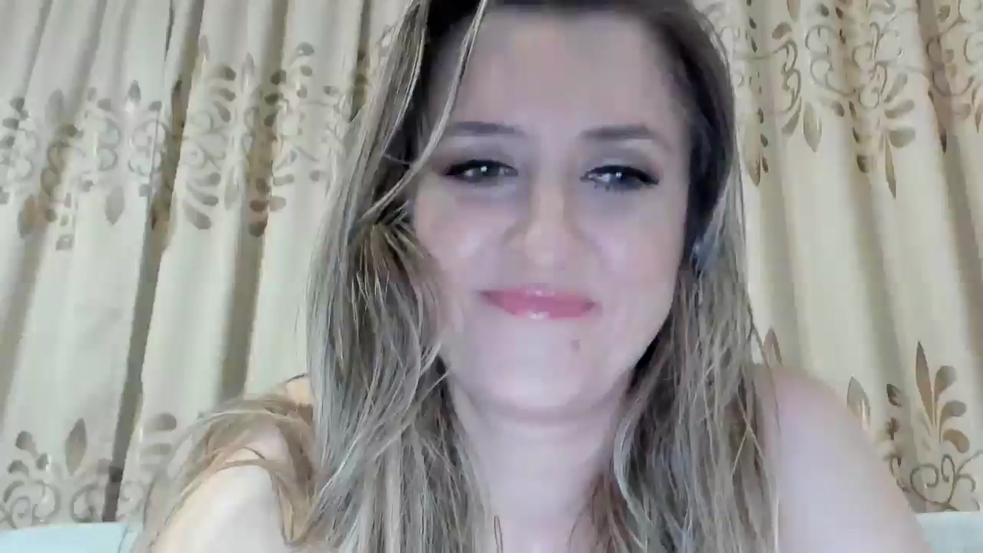 Gallery image thumbnail from BestDream's myfreecams stream on, 01/08/2026, 23:19 image 11 of 20
