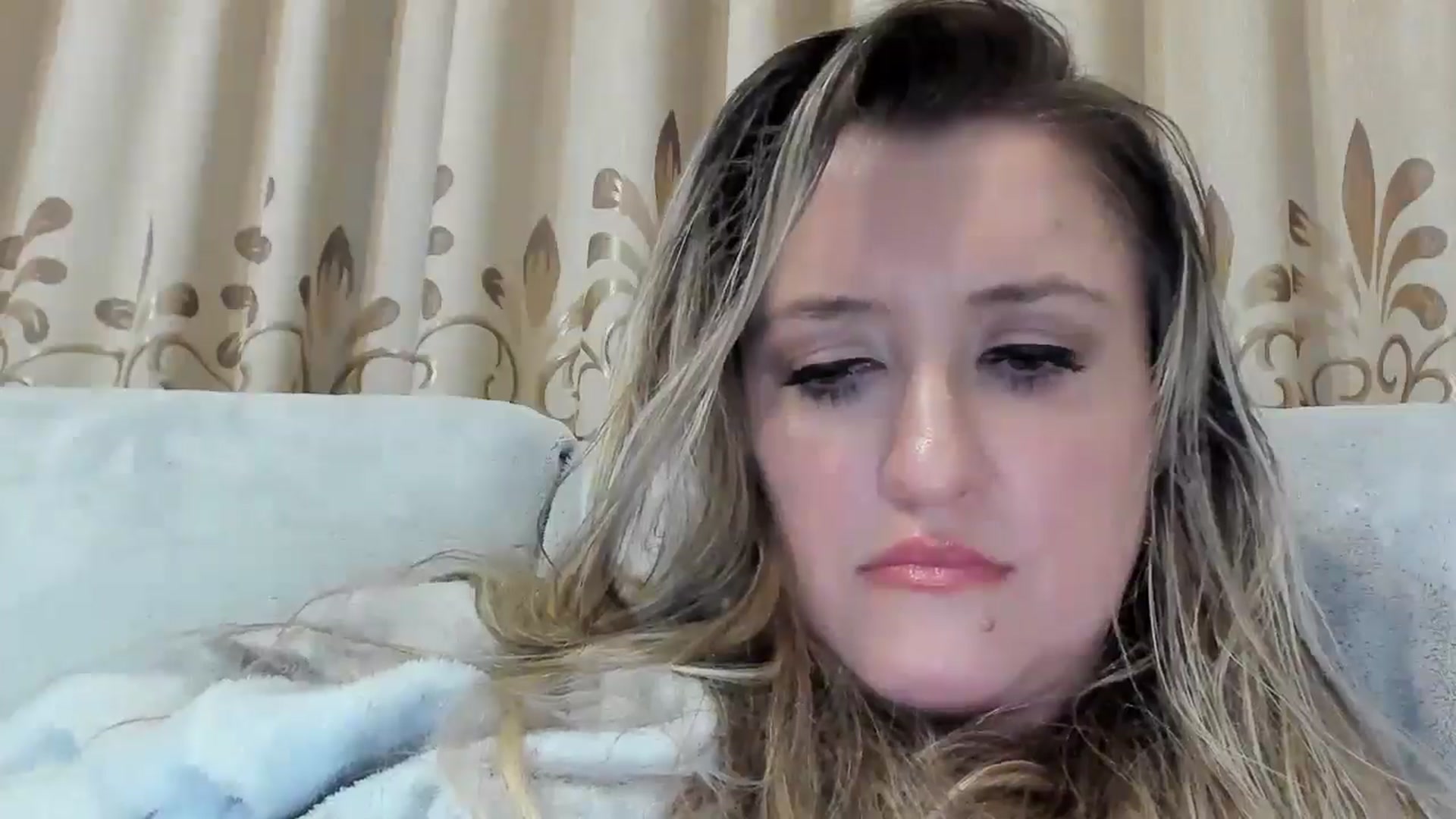 Gallery image thumbnail from BestDream's myfreecams stream on, 01/13/2026, 24:58 image 11 of 20