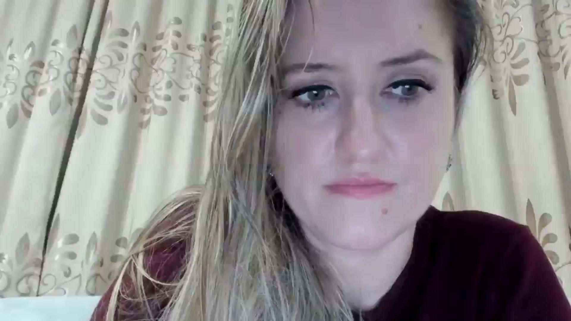 Gallery image thumbnail from BestDream's myfreecams stream on, 01/13/2026, 02:04 image 12 of 20