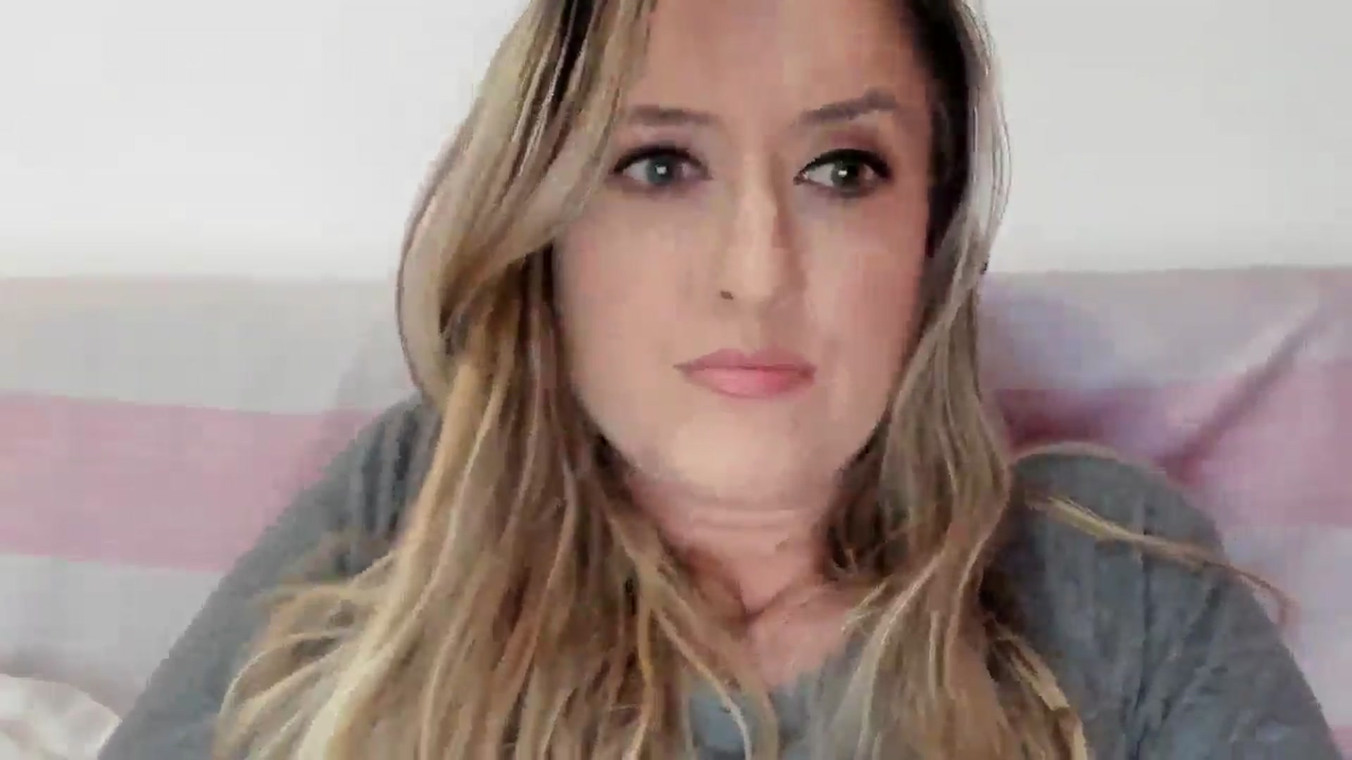 Gallery image thumbnail from BestDream's myfreecams stream on, 01/16/2026, 23:42 image 12 of 20