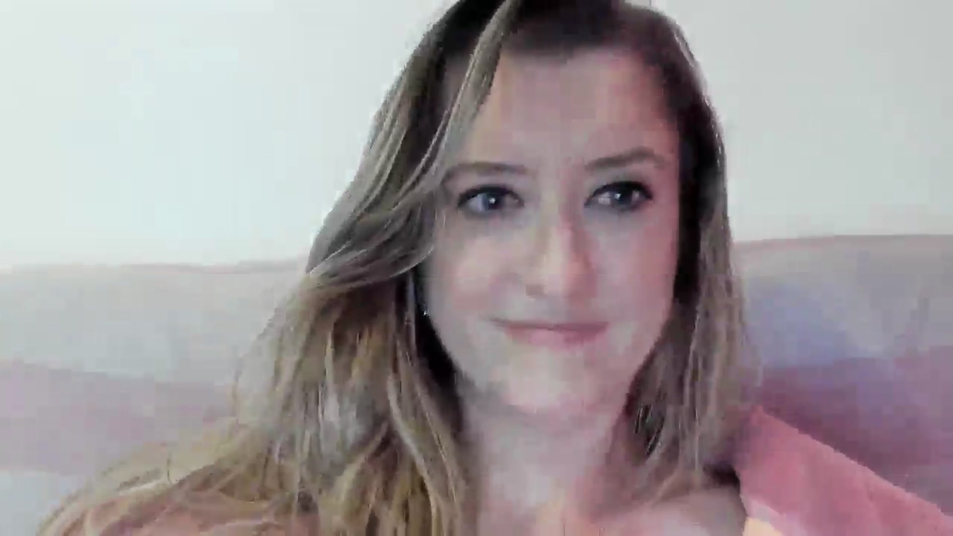 Gallery image thumbnail from BestDream's myfreecams stream on, 01/17/2026, 11:23 image 15 of 20