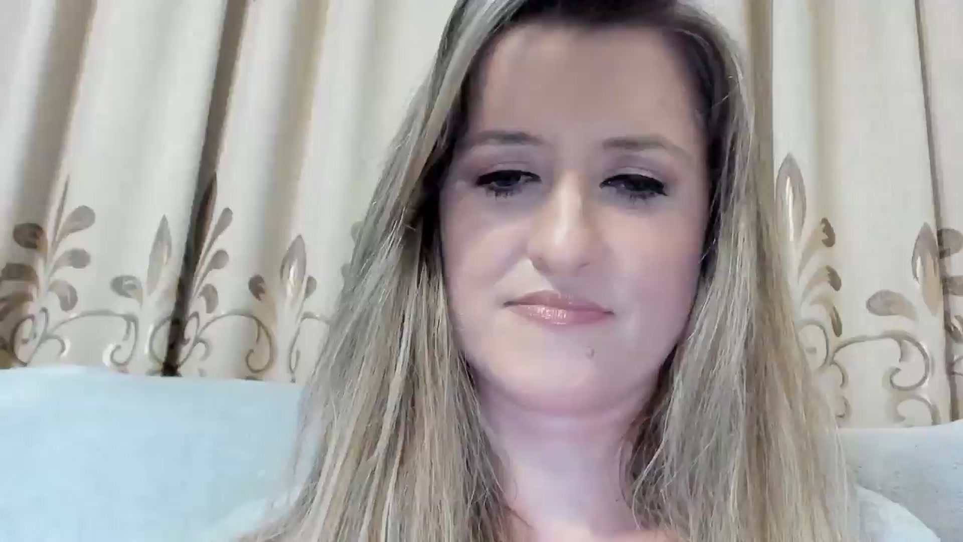 Gallery image thumbnail from BestDream's myfreecams stream on, 01/25/2026, 01:35 image 6 of 20