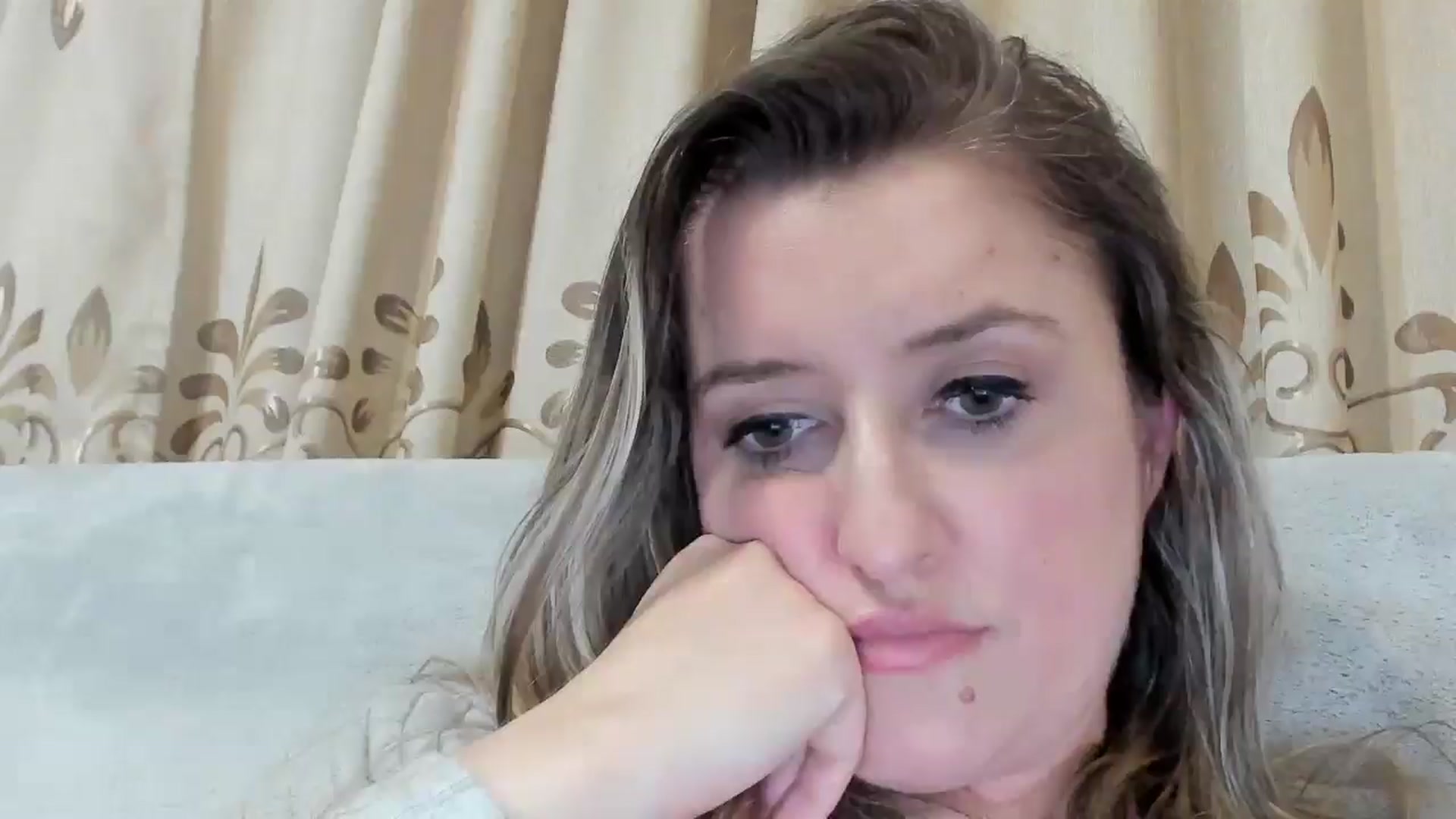Gallery image thumbnail from BestDream's myfreecams stream on, 01/26/2026, 03:57 image 5 of 20